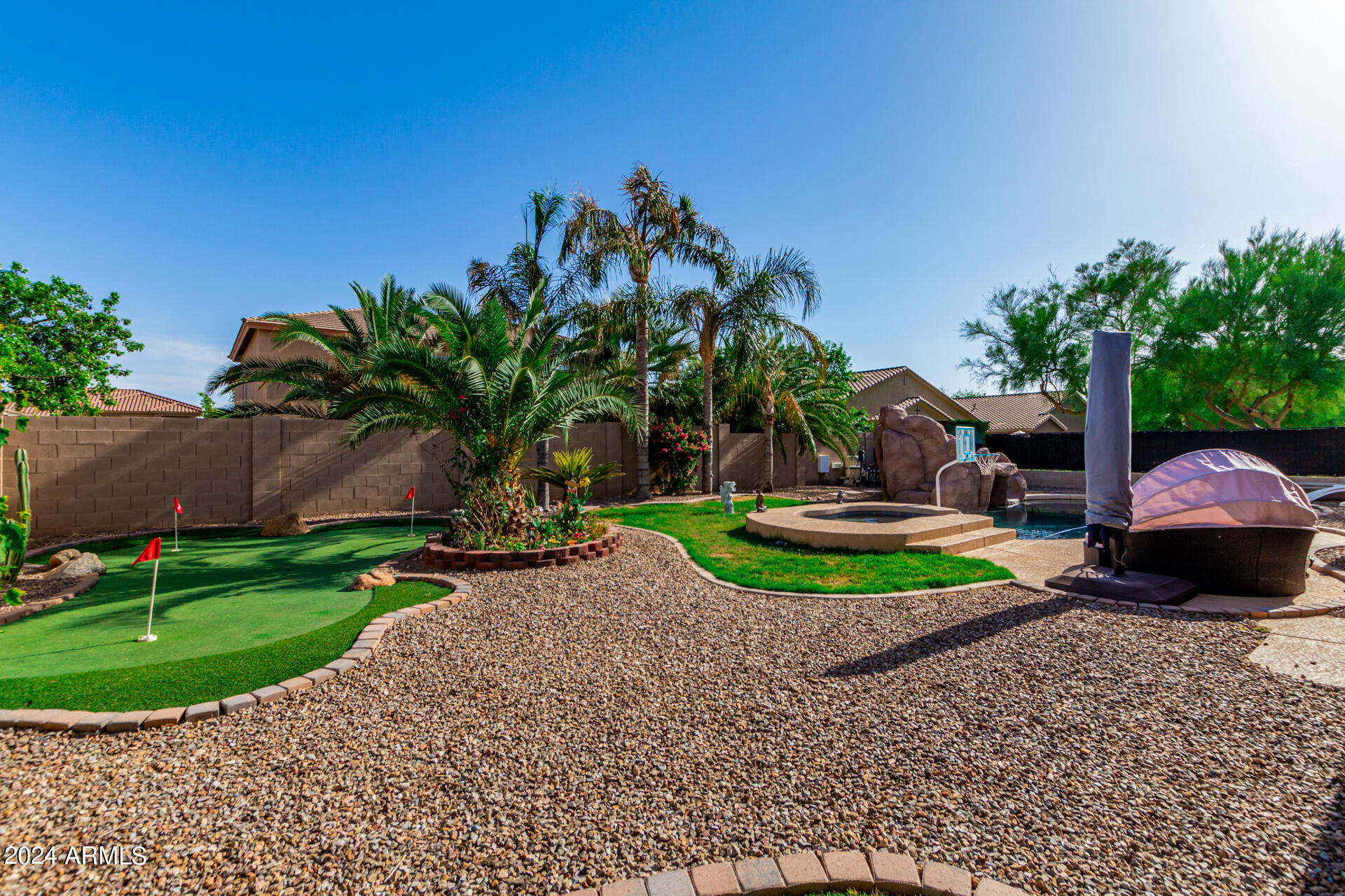 11401 E SHERIDAN Circle