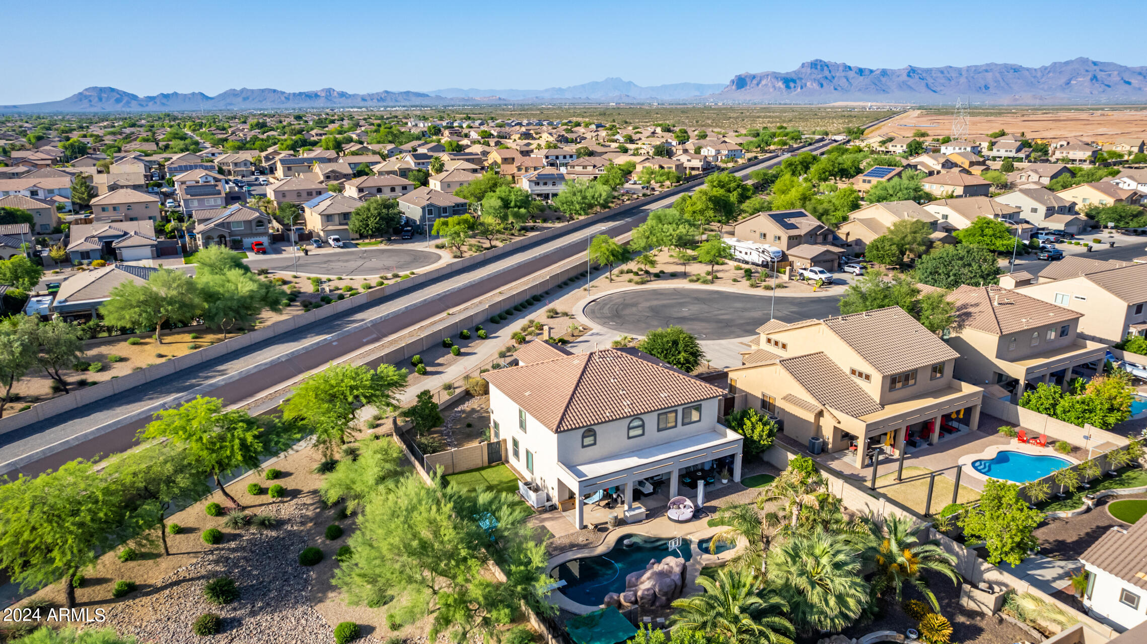 11401 E SHERIDAN Circle