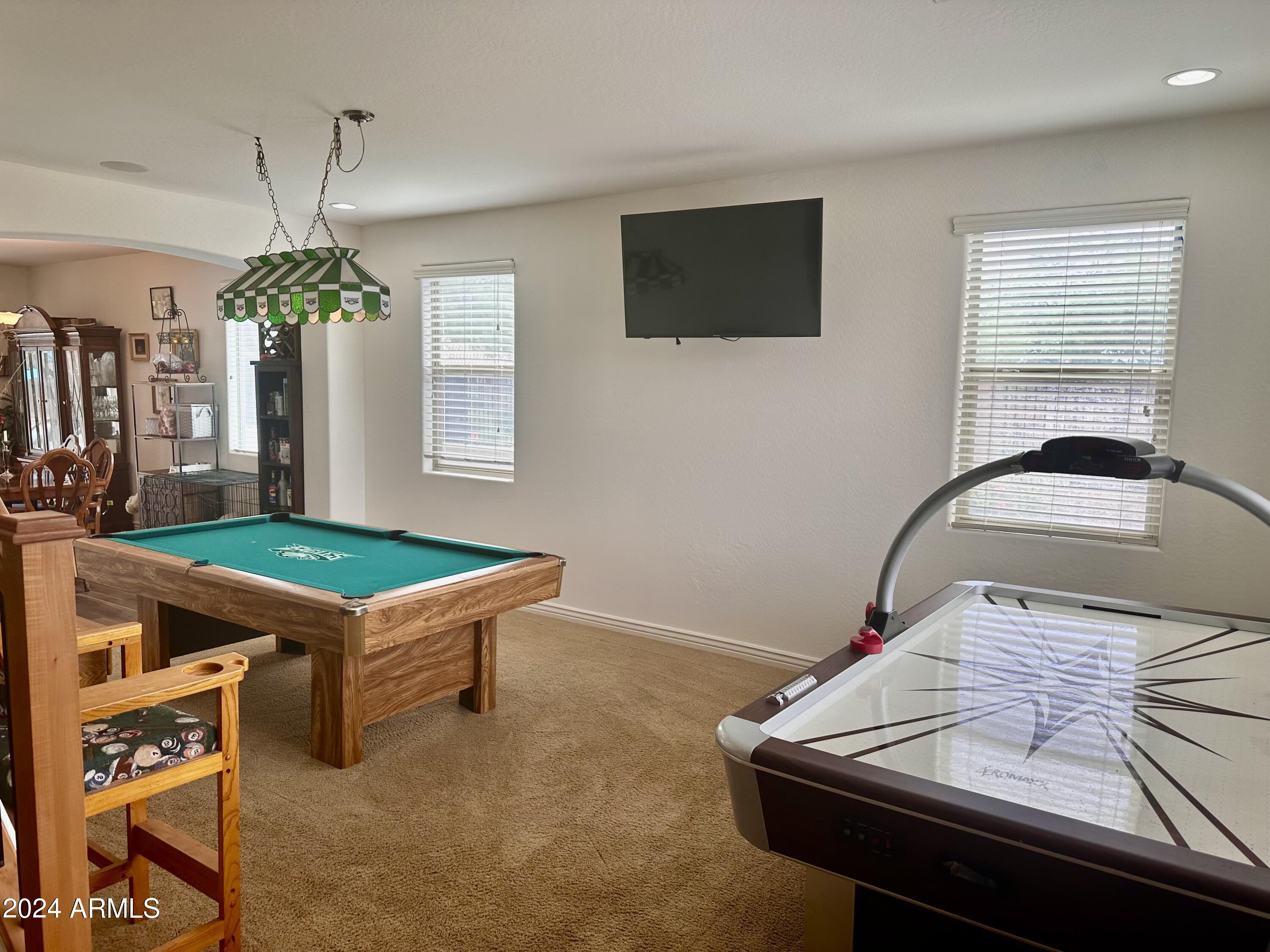 11401 E SHERIDAN Circle