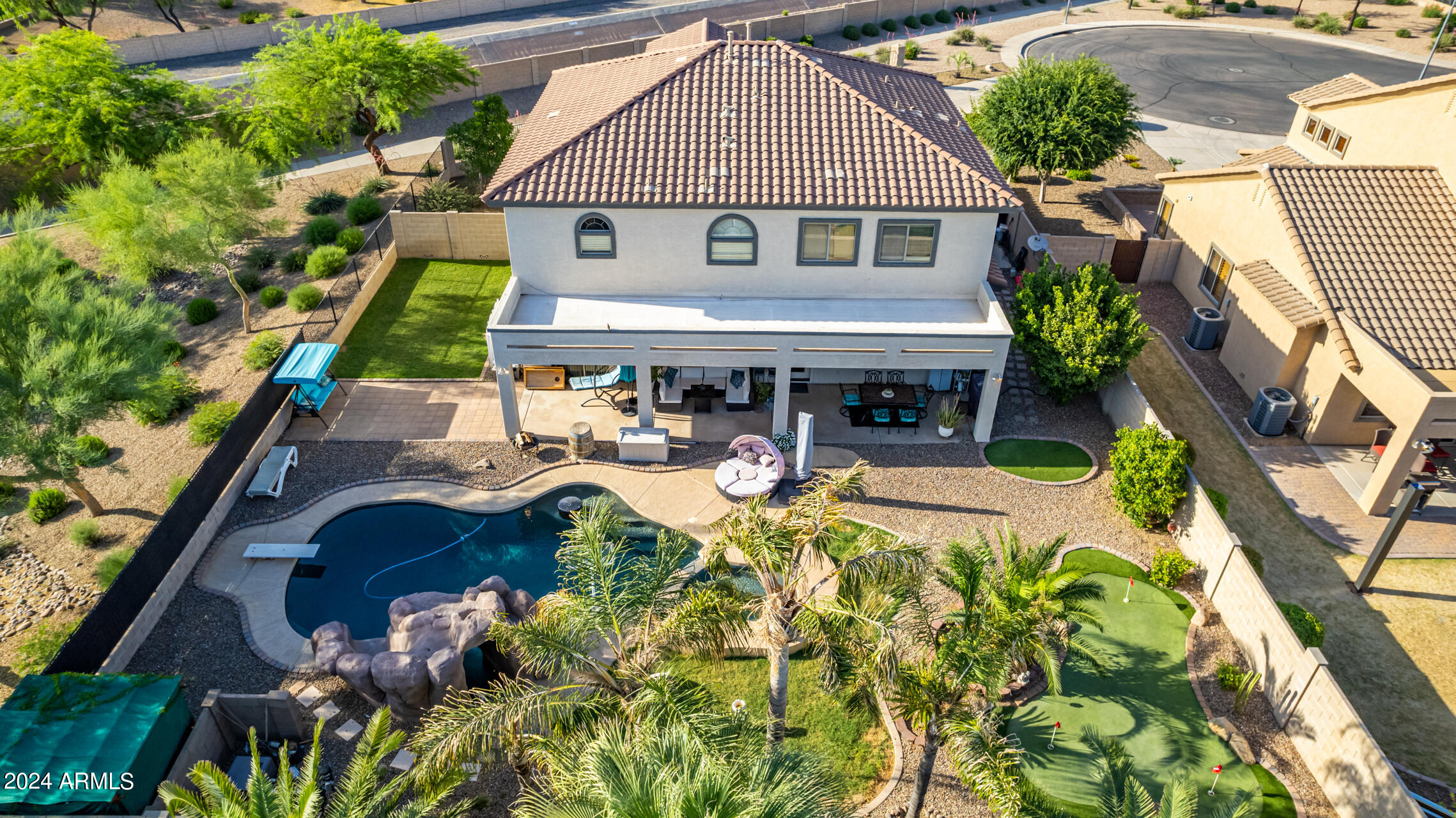 11401 E SHERIDAN Circle