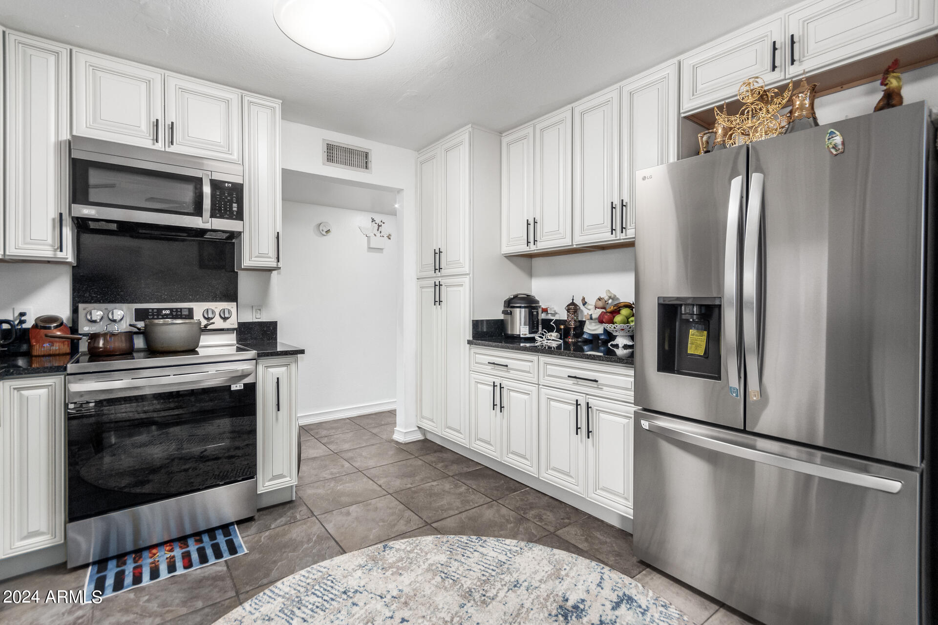 8733 W ORCHID Lane
