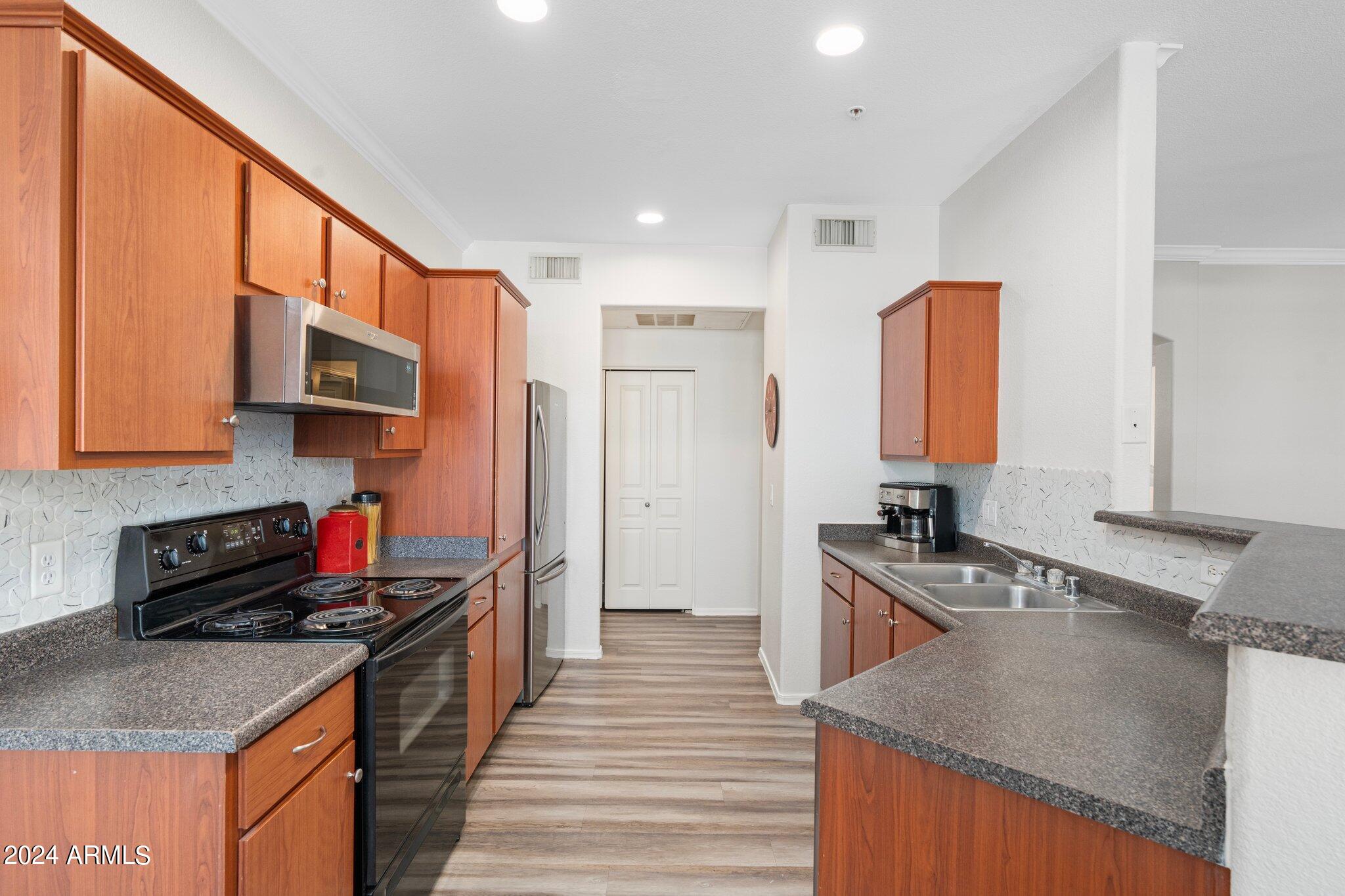 1941 S Pierpont Drive # 1126