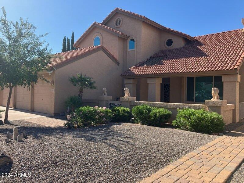 10093 E DREYFUS Avenue