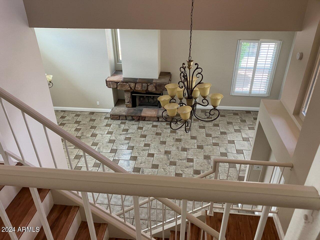 10093 E DREYFUS Avenue