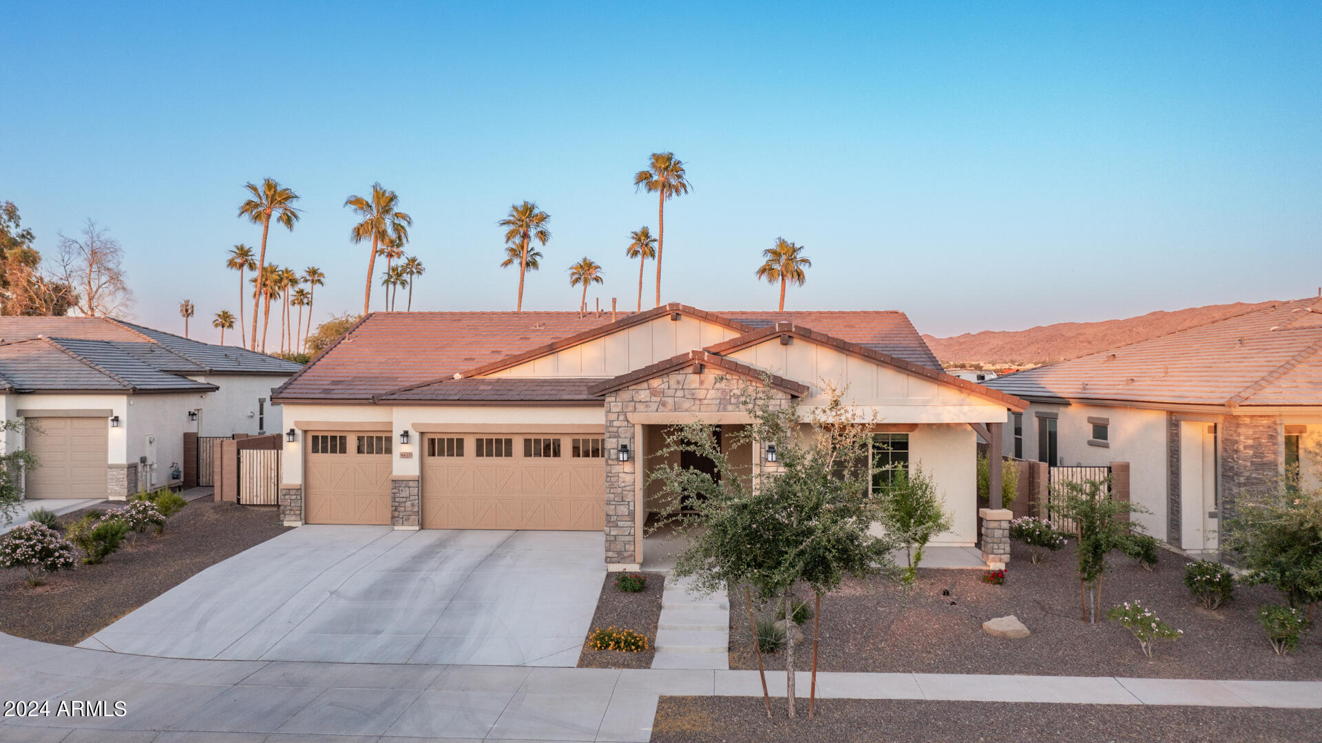 8435 S 22ND Drive
