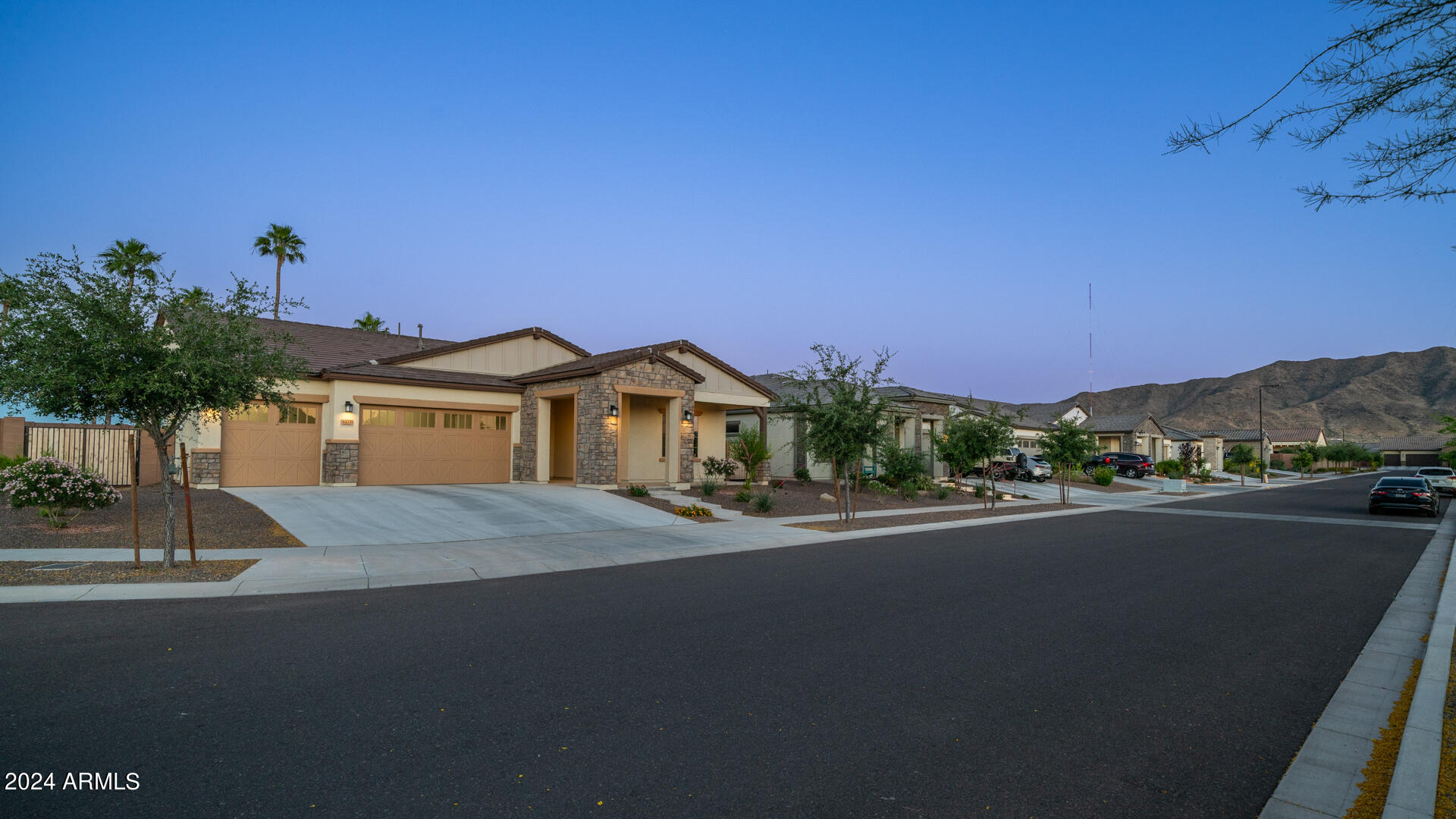 8435 S 22ND Drive