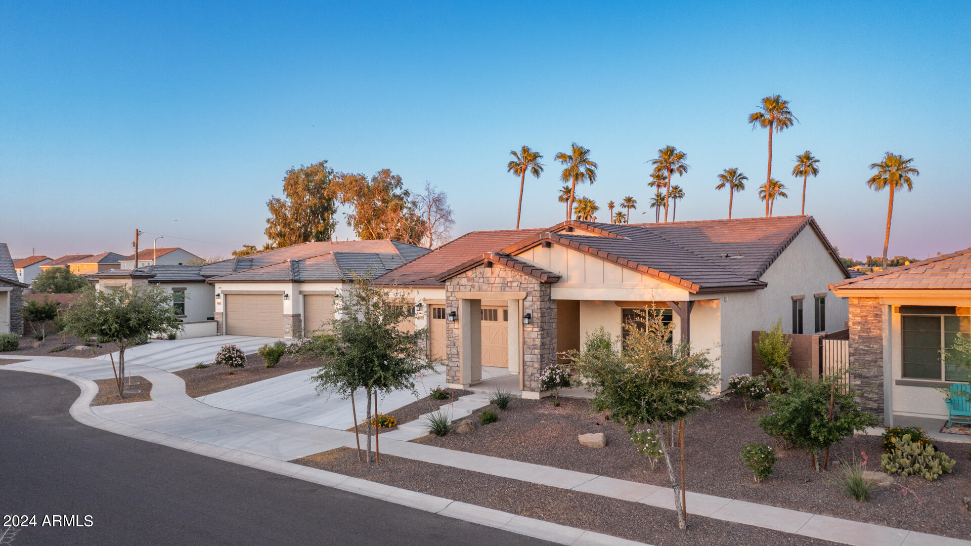 8435 S 22ND Drive