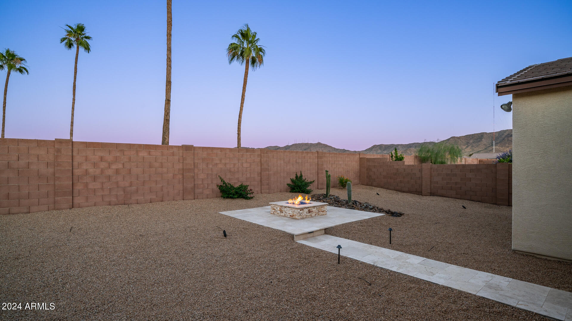 8435 S 22ND Drive