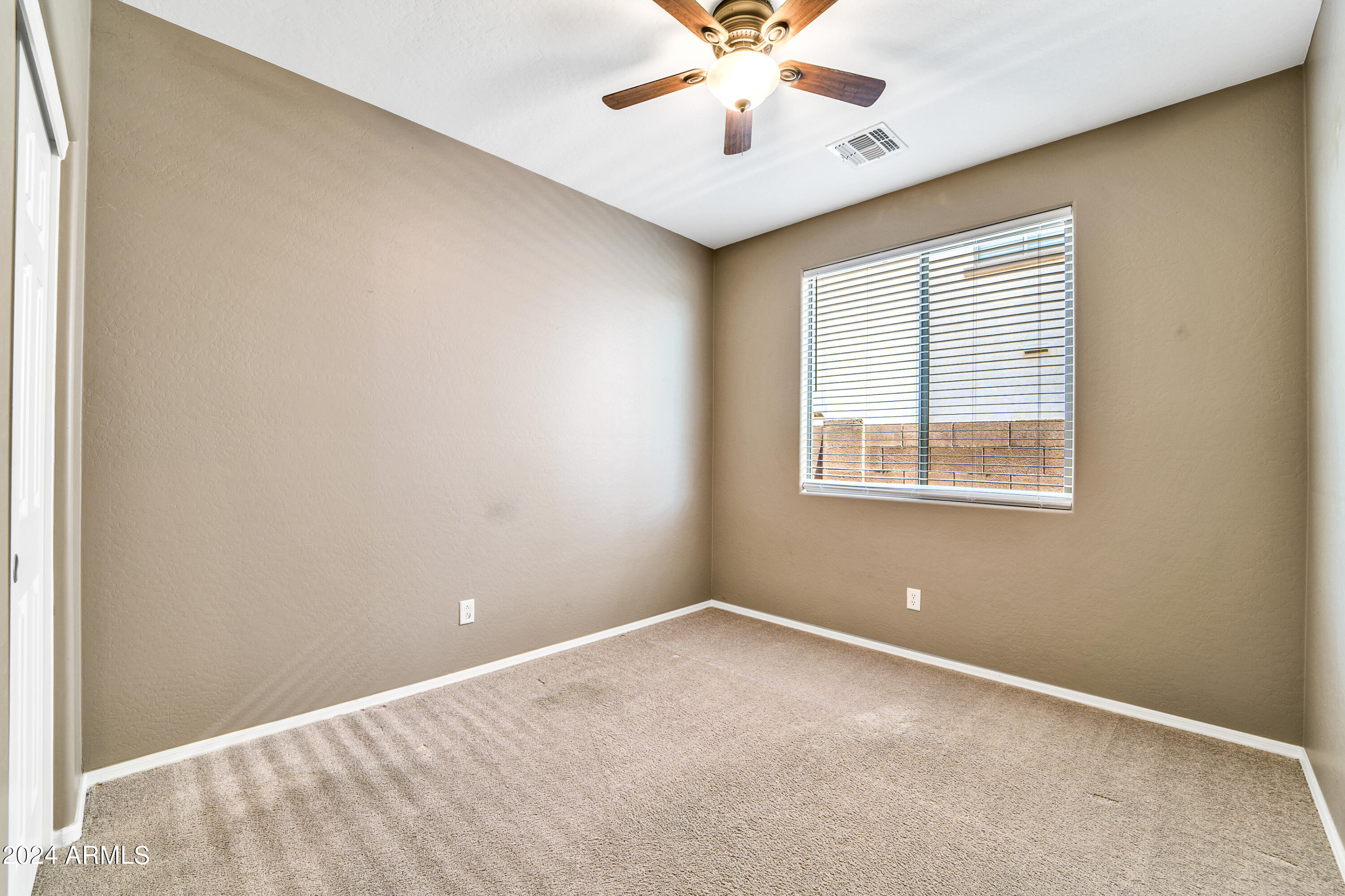 18440 W SURPRISE FARMS Loop N