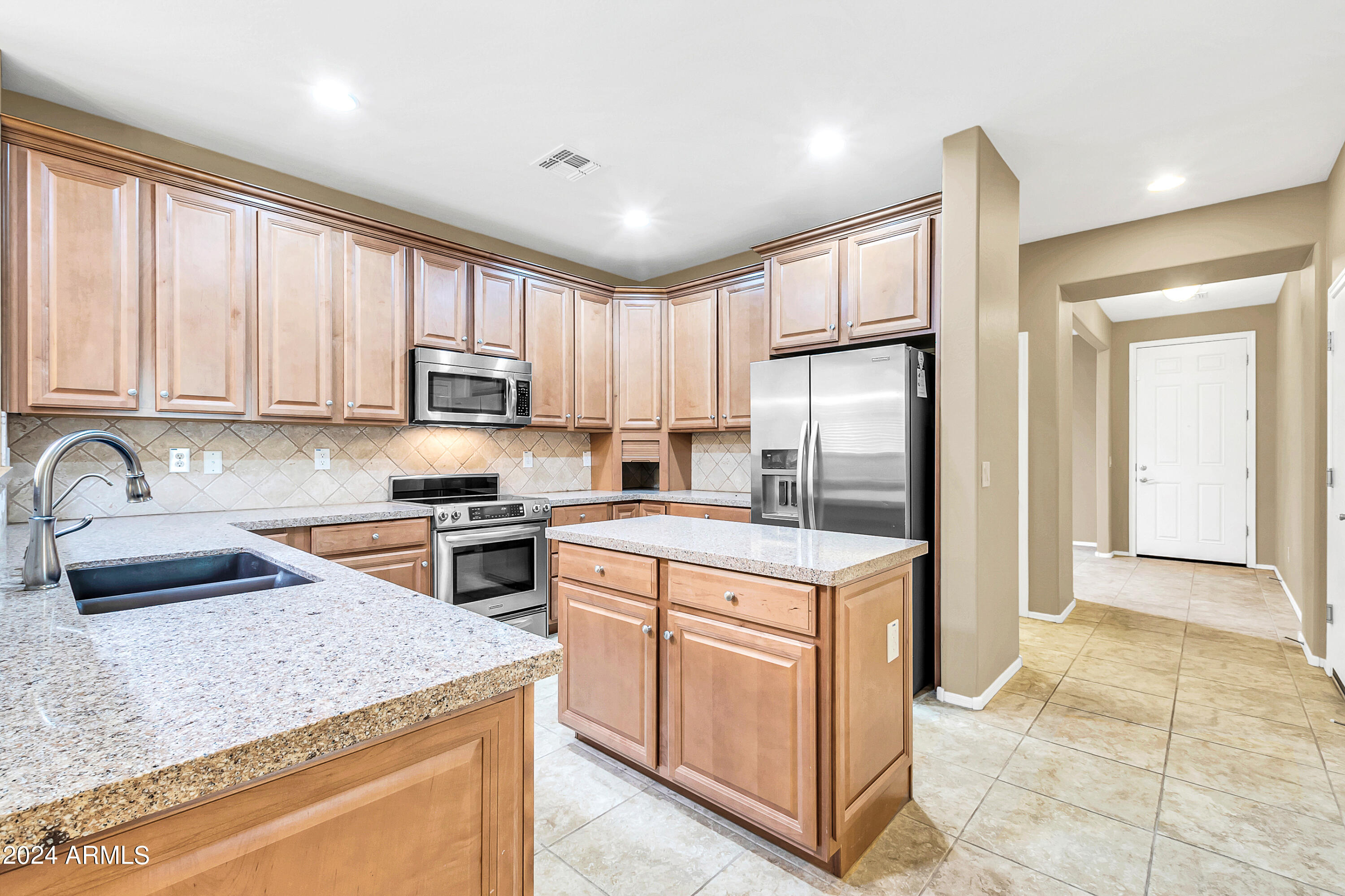 11030 E SHEPPERD Avenue