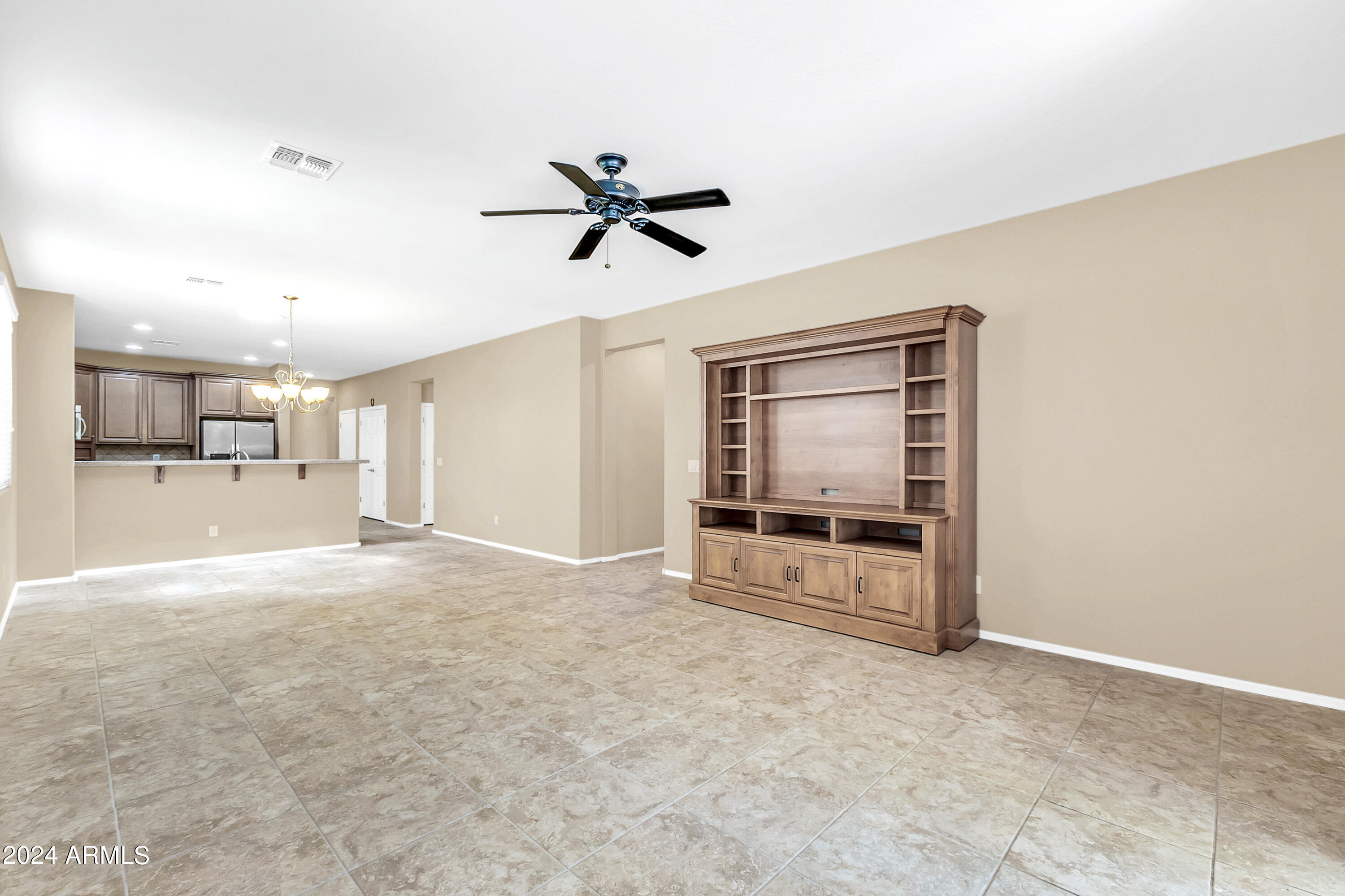 11030 E SHEPPERD Avenue