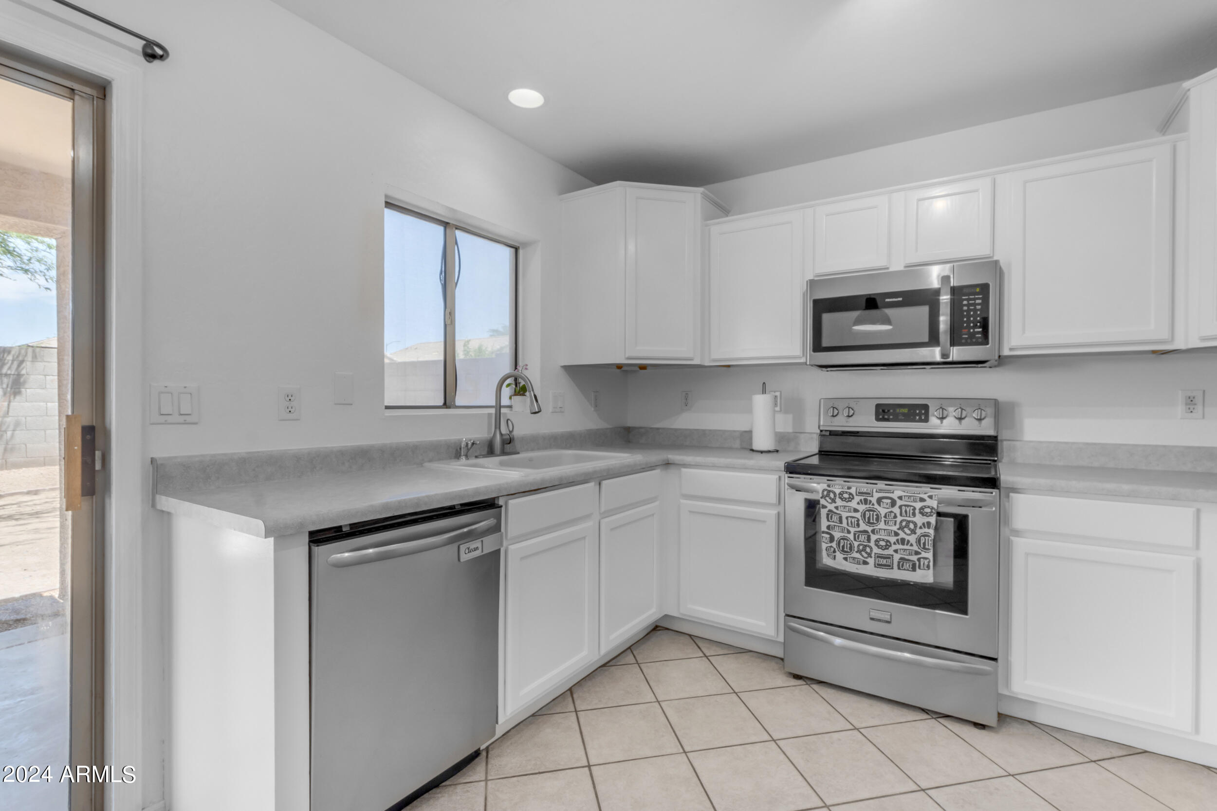 12310 W LARKSPUR Road