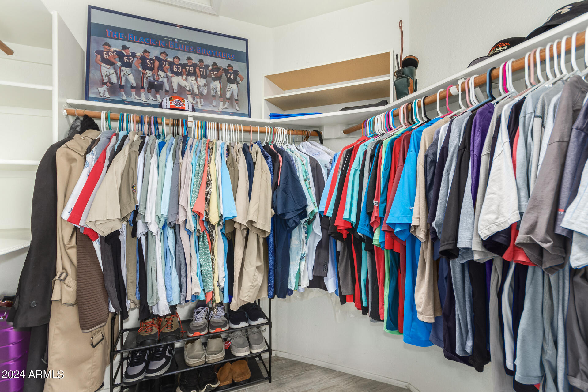 907 E BROOKWOOD Court