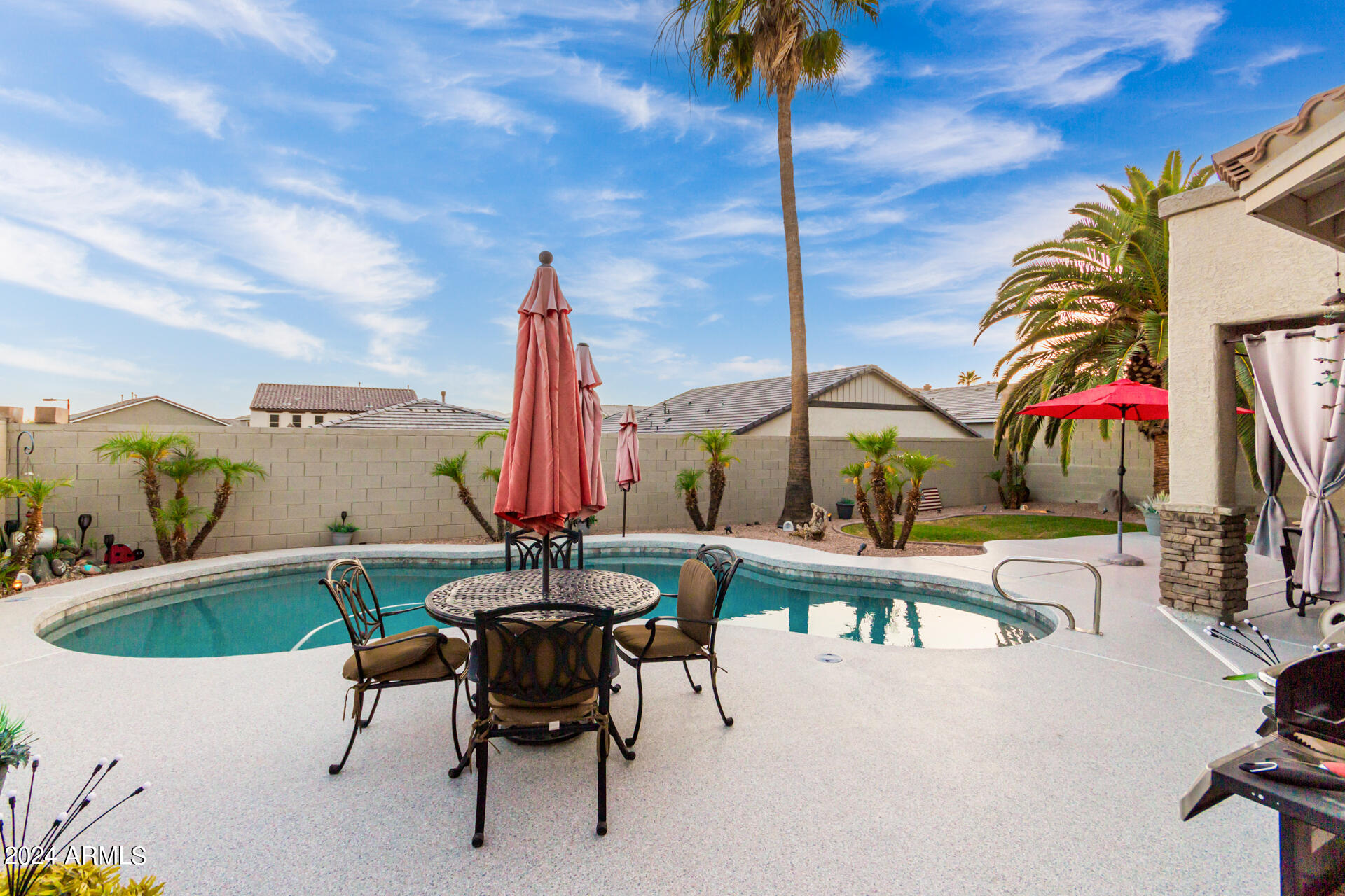 907 E BROOKWOOD Court