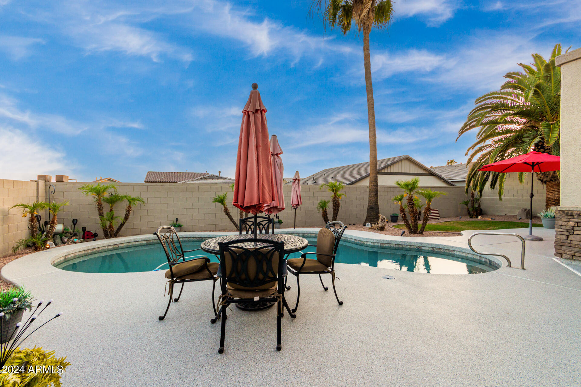 907 E BROOKWOOD Court