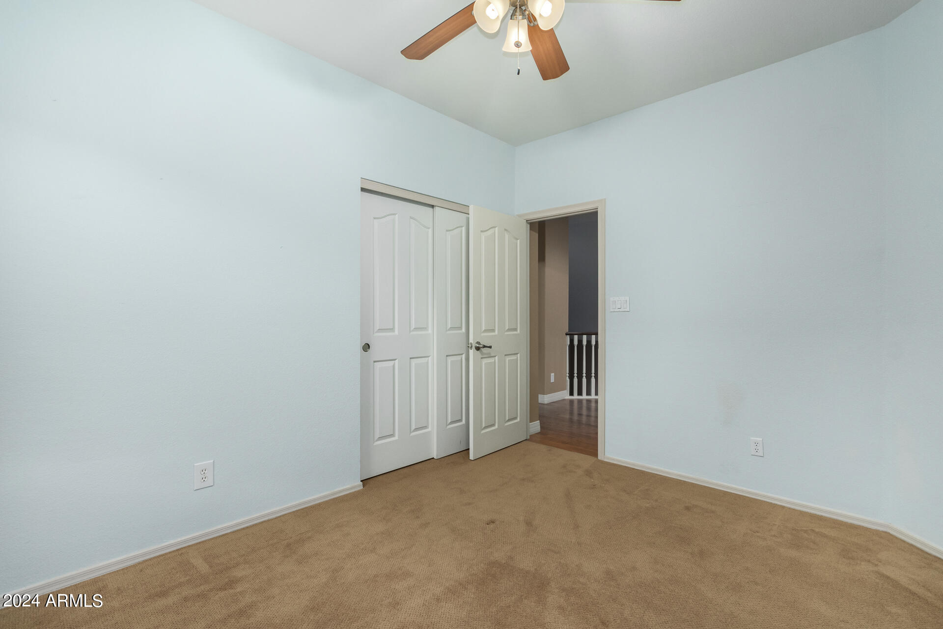 907 E BROOKWOOD Court