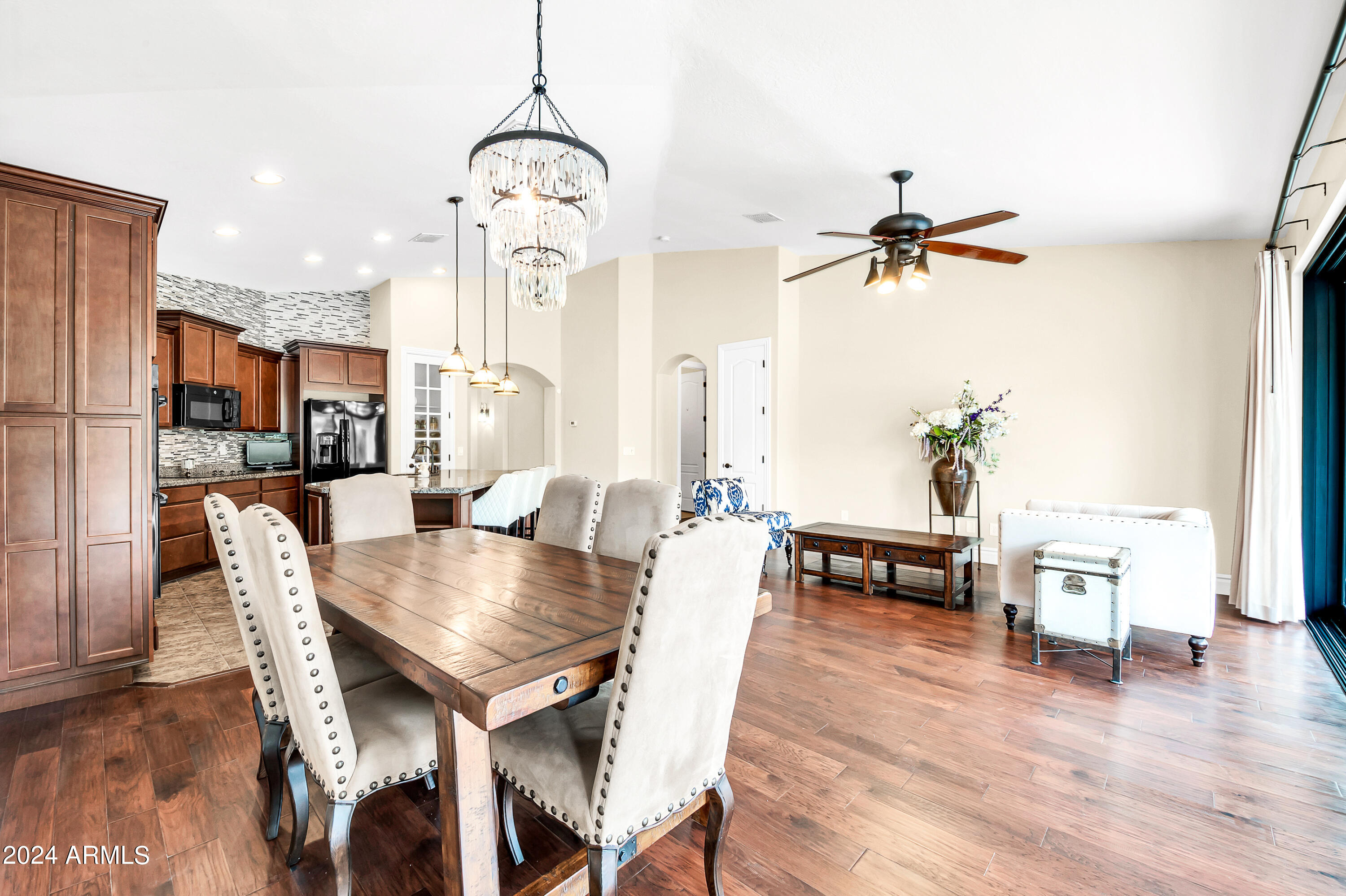 10659 E PIVITOL Avenue