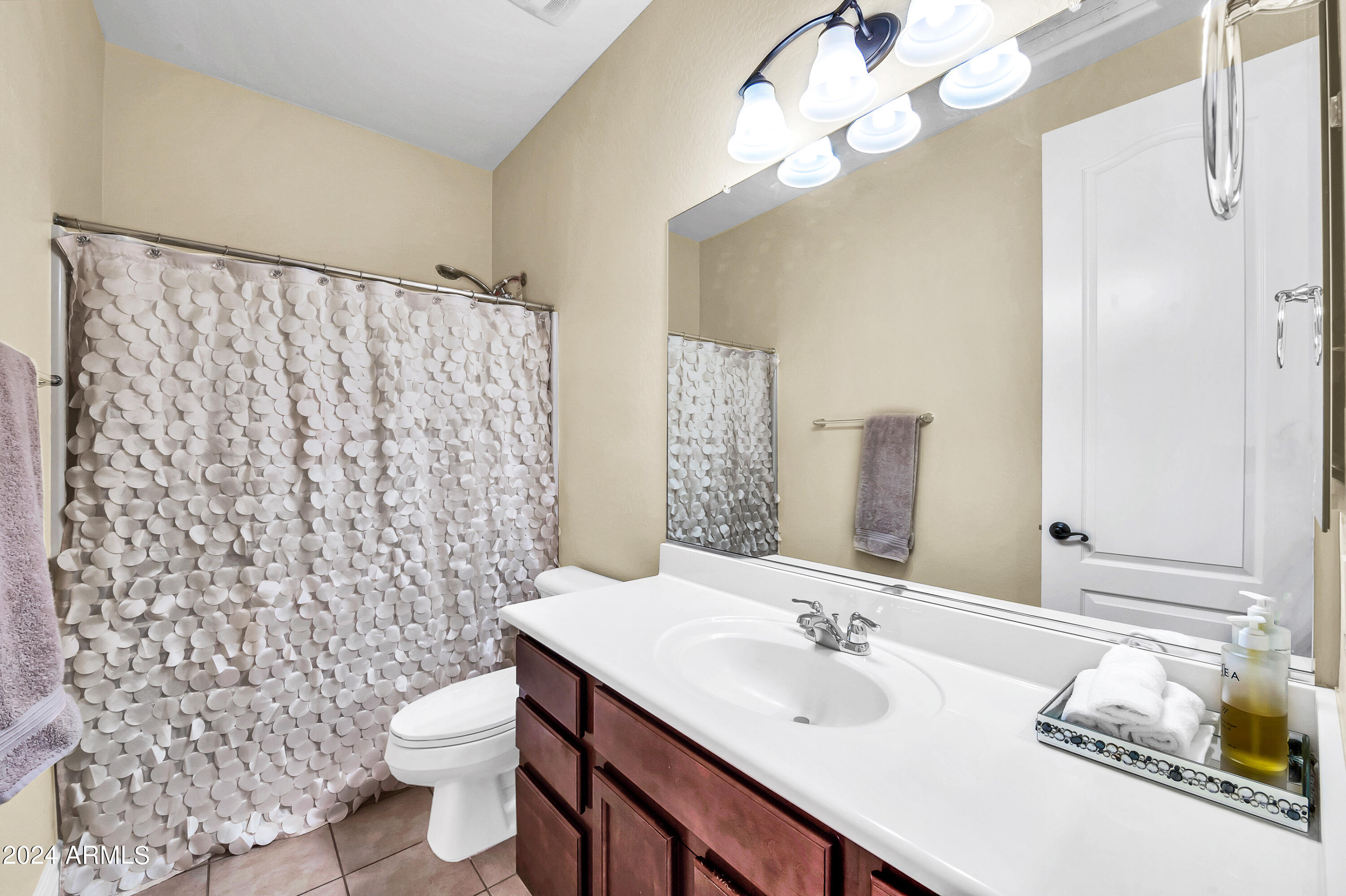 10659 E PIVITOL Avenue