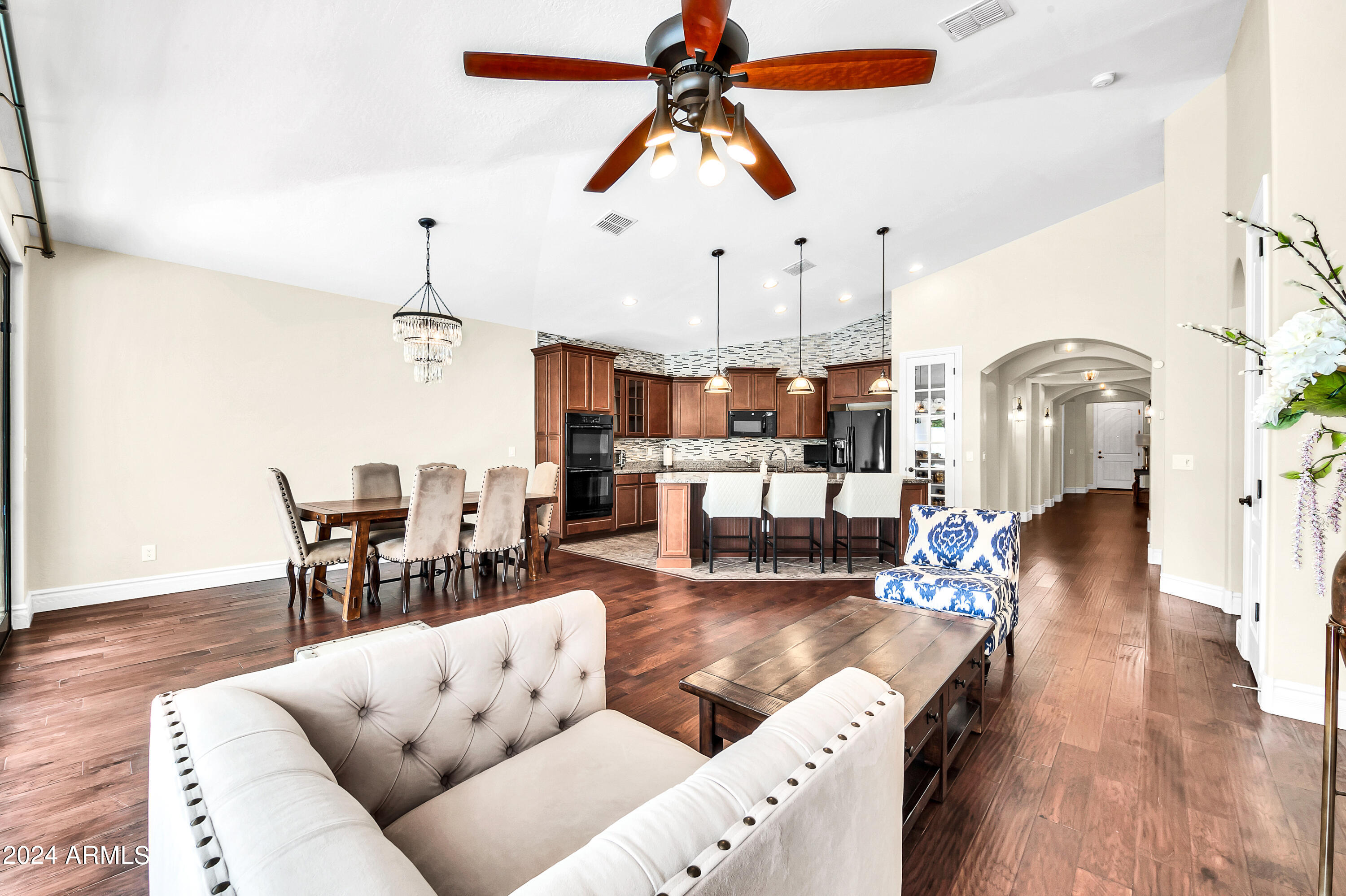 10659 E PIVITOL Avenue