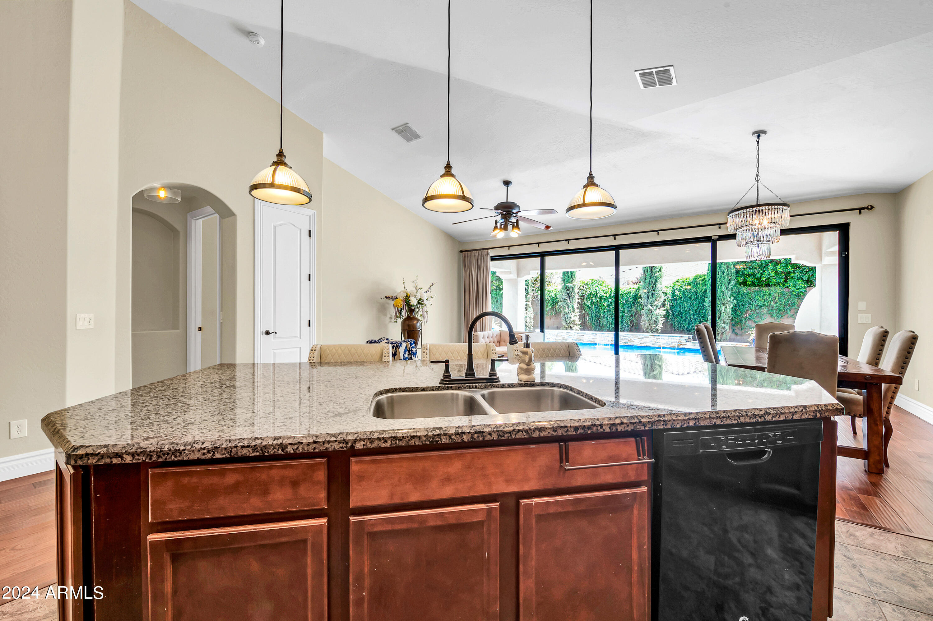 10659 E PIVITOL Avenue