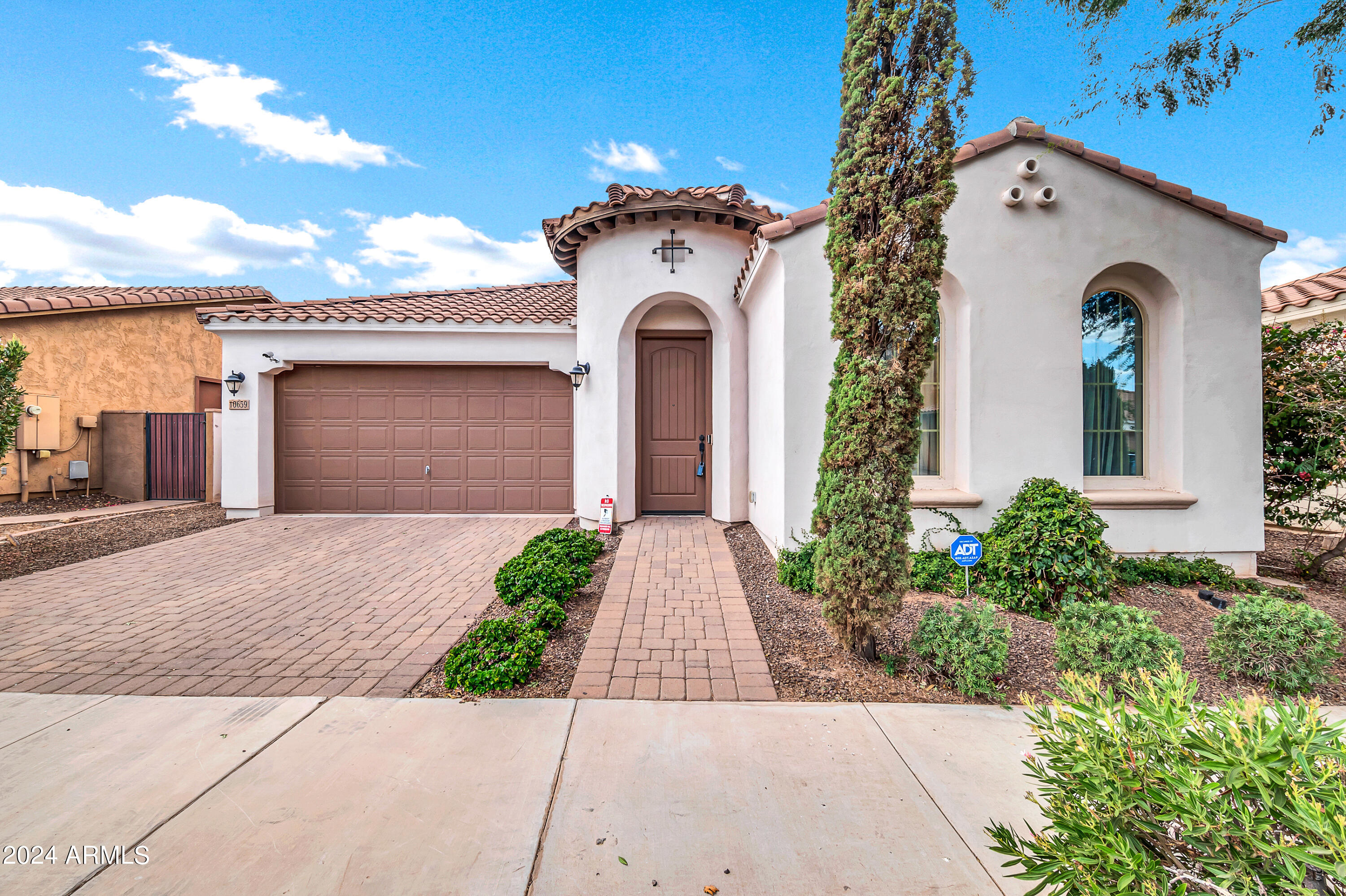 10659 E PIVITOL Avenue