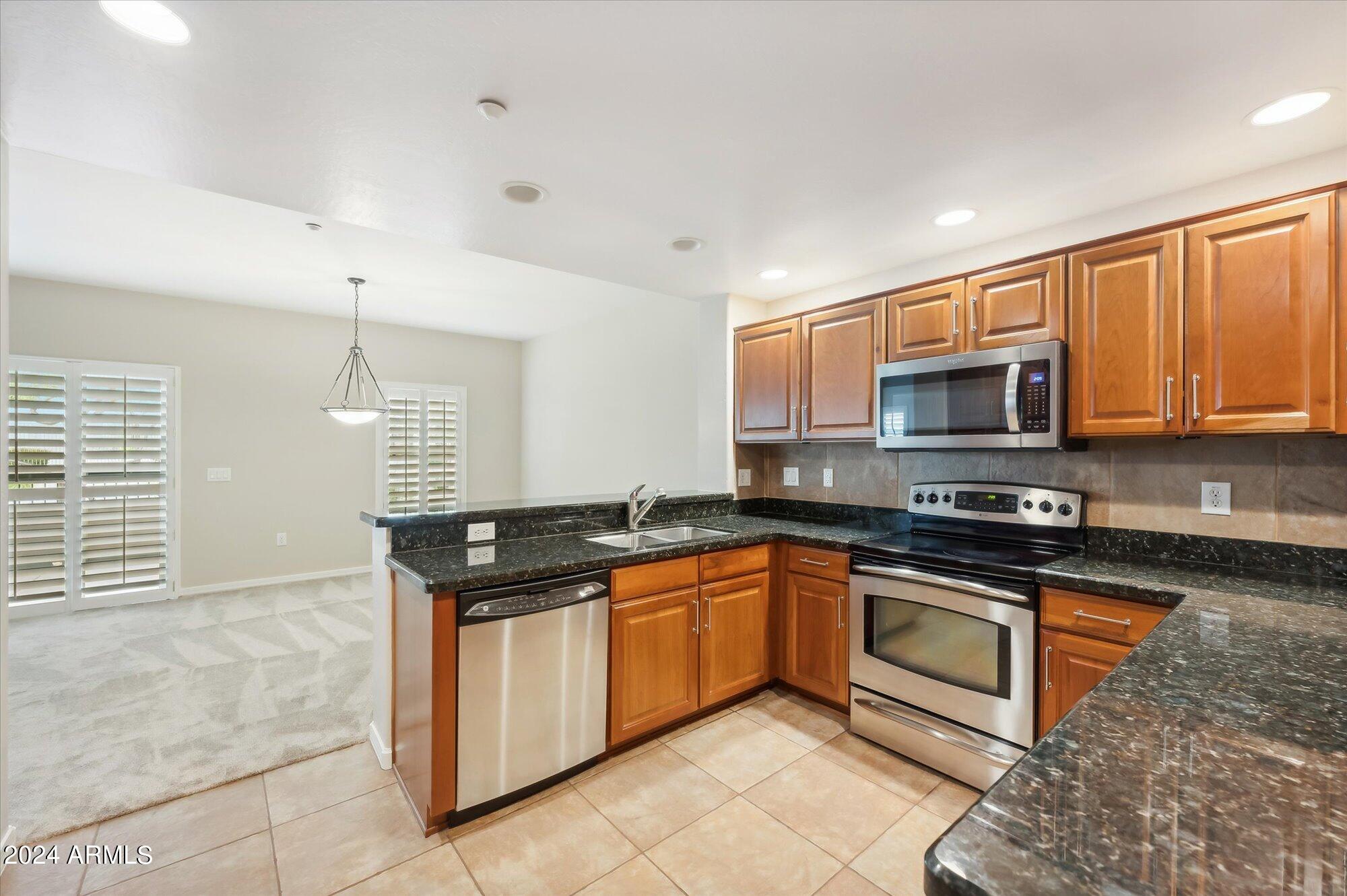 33550 N DOVE LAKES Drive # 1004