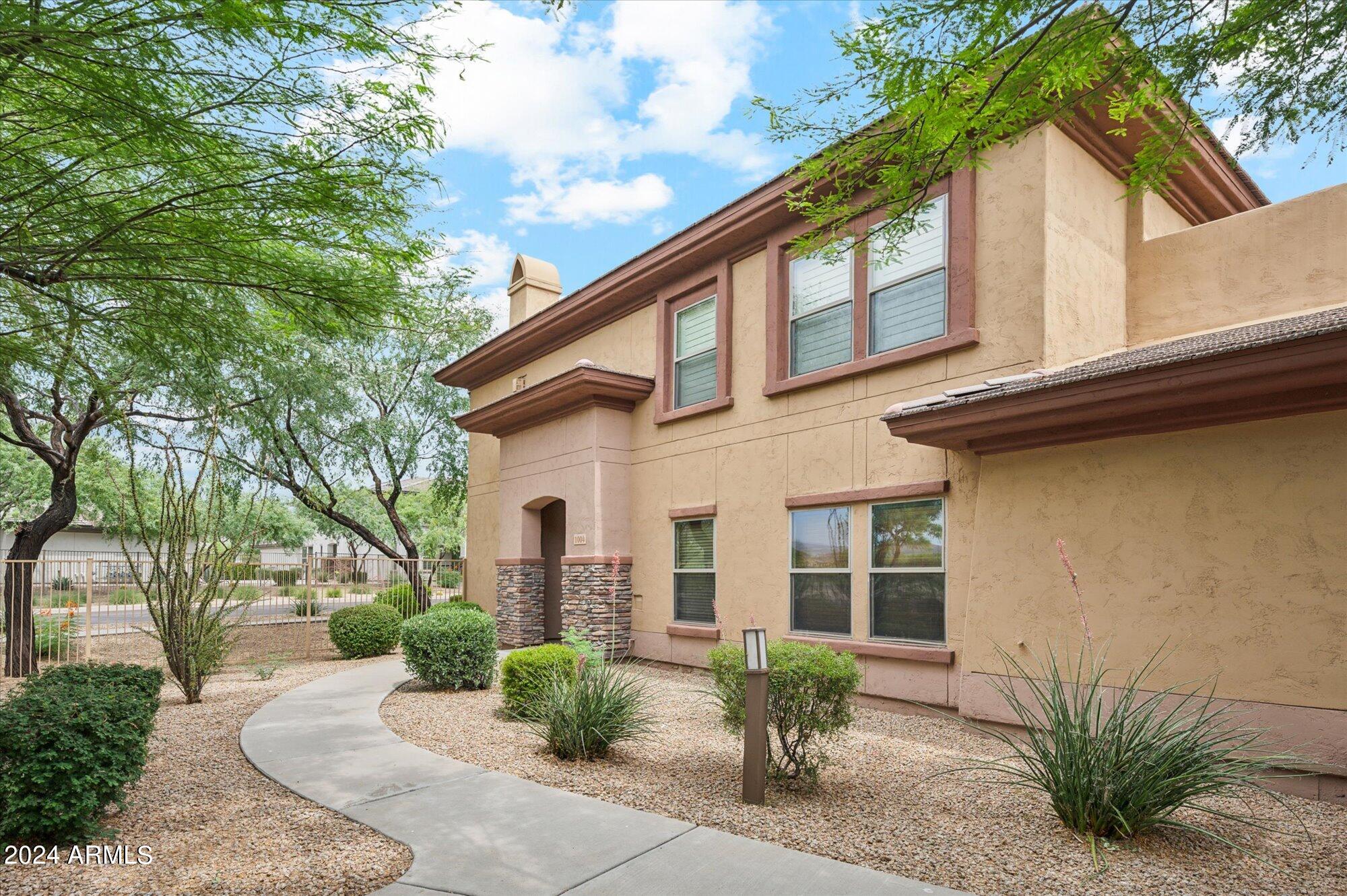 33550 N DOVE LAKES Drive # 1004