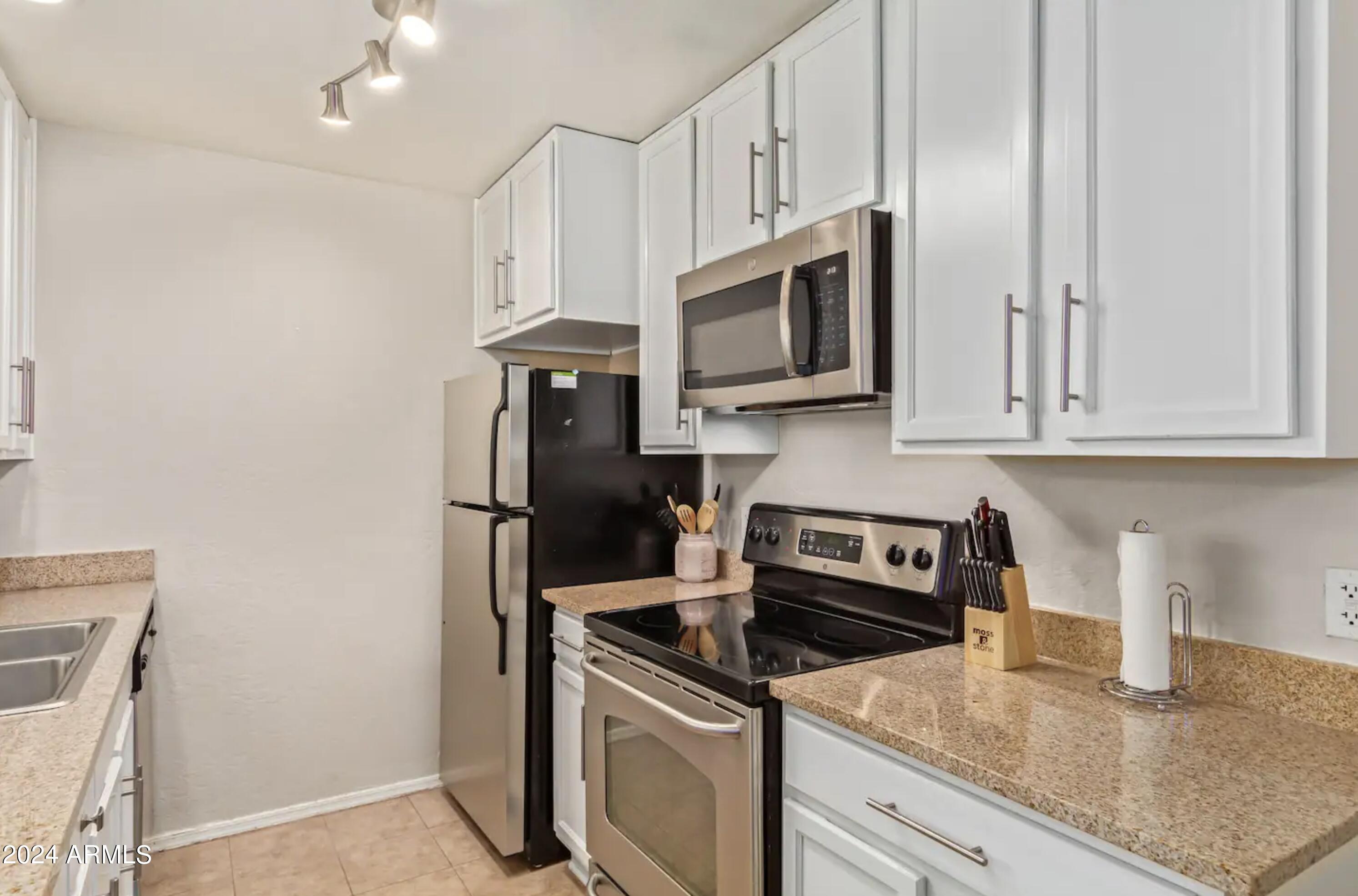 14145 N 92ND Street # 2053