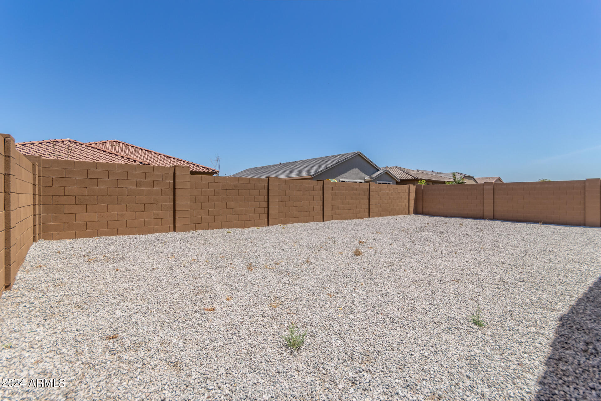 19216 W HAZELWOOD Street