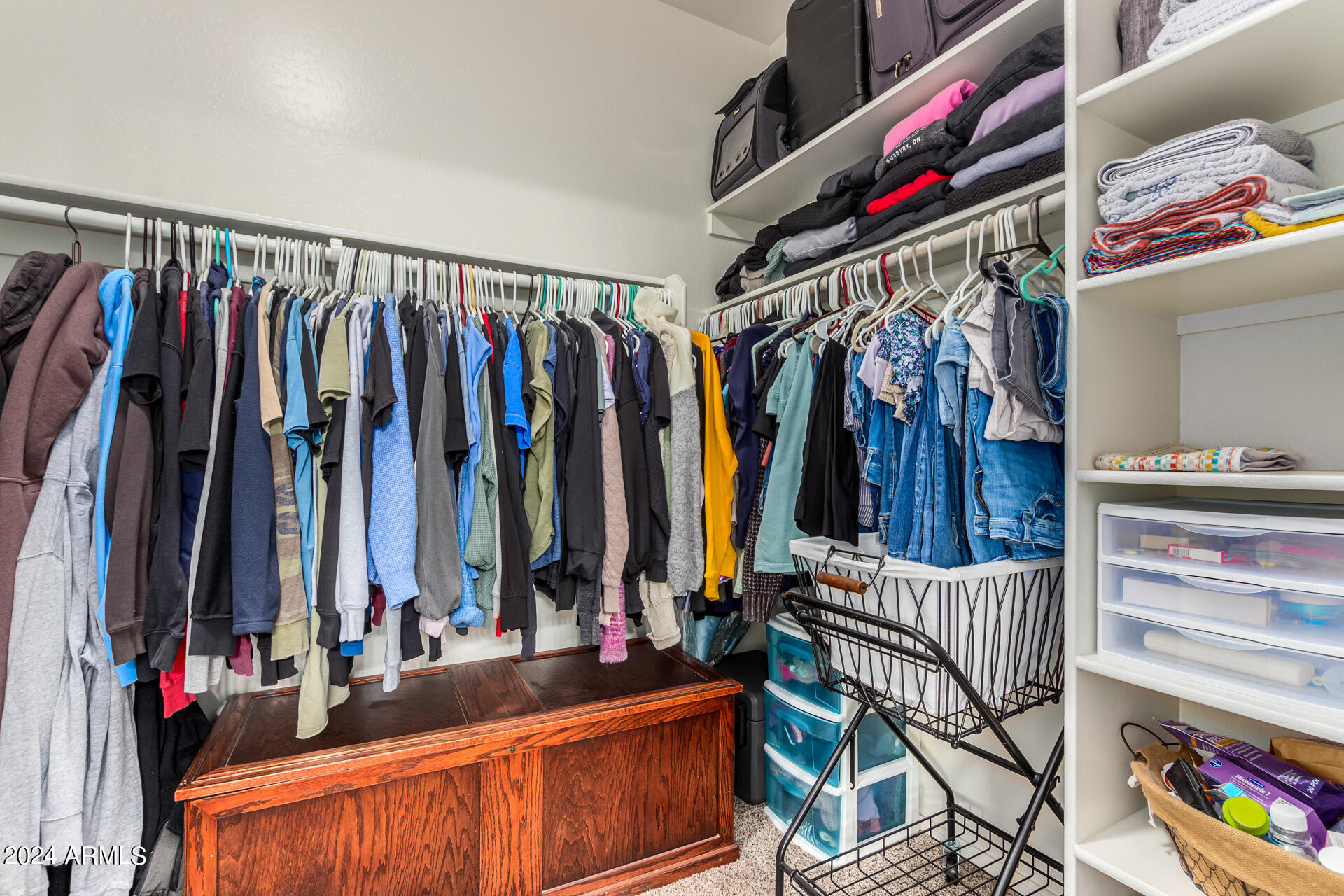 21675 E CAMINA PLATA --