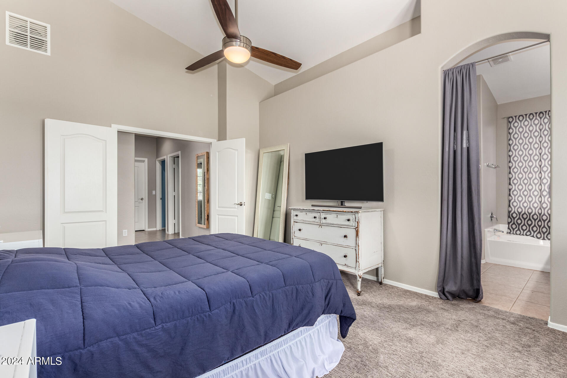 21675 E CAMINA PLATA --
