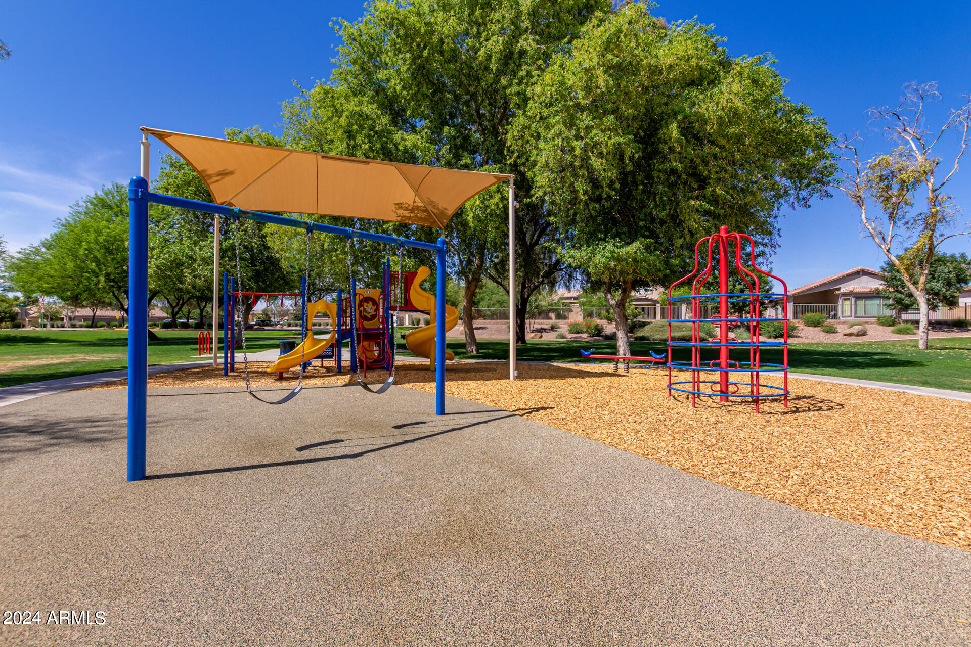 21675 E CAMINA PLATA --