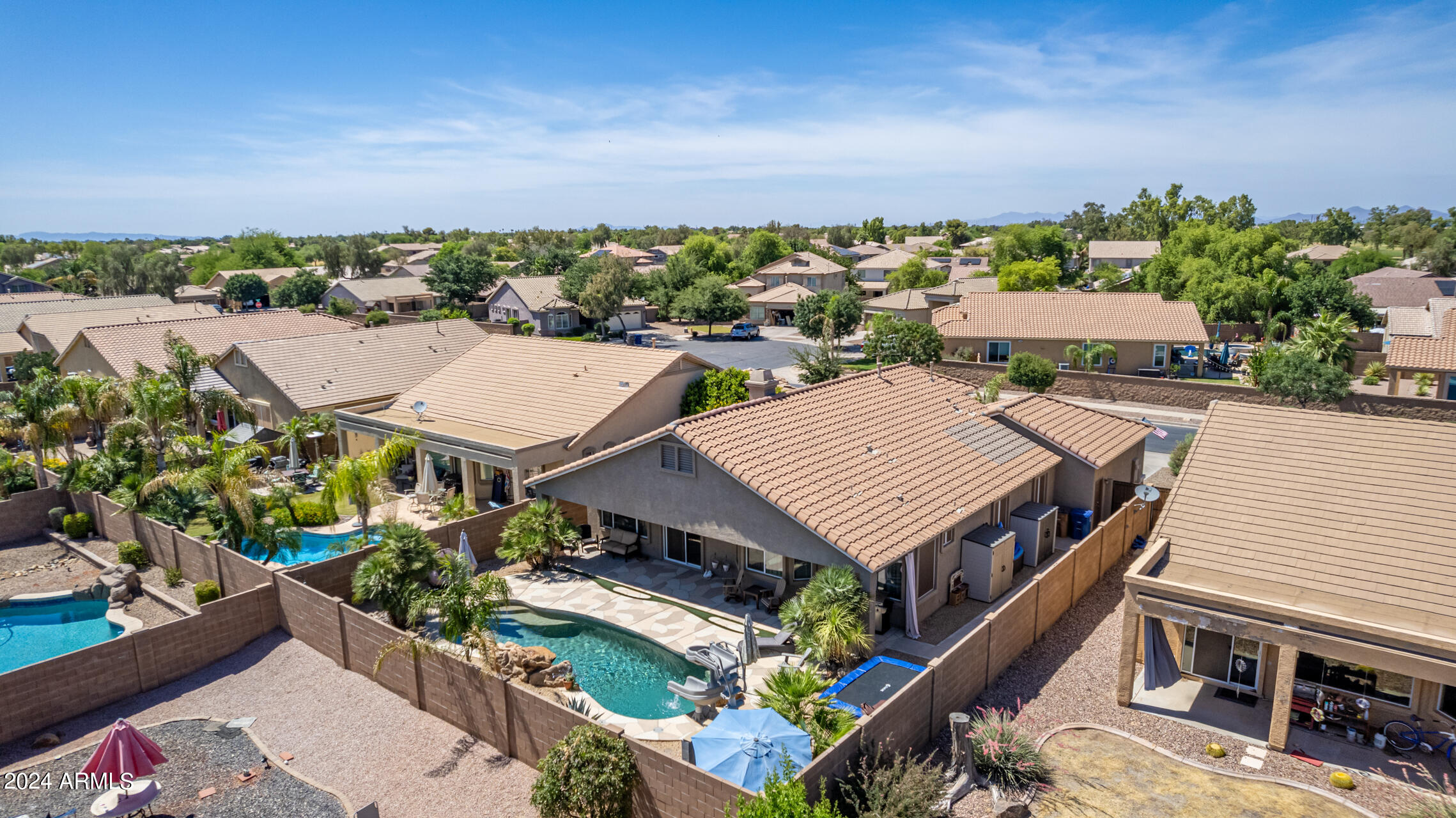 21675 E CAMINA PLATA --