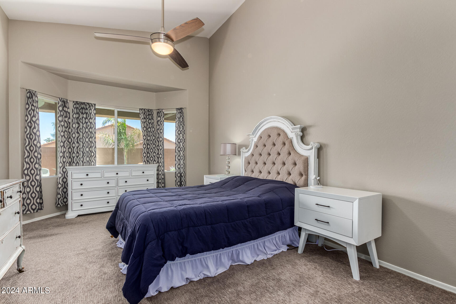 21675 E CAMINA PLATA --