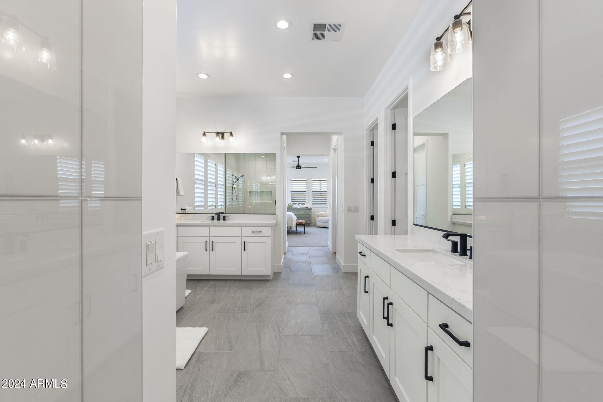 3311 W DESERT DAWN Drive