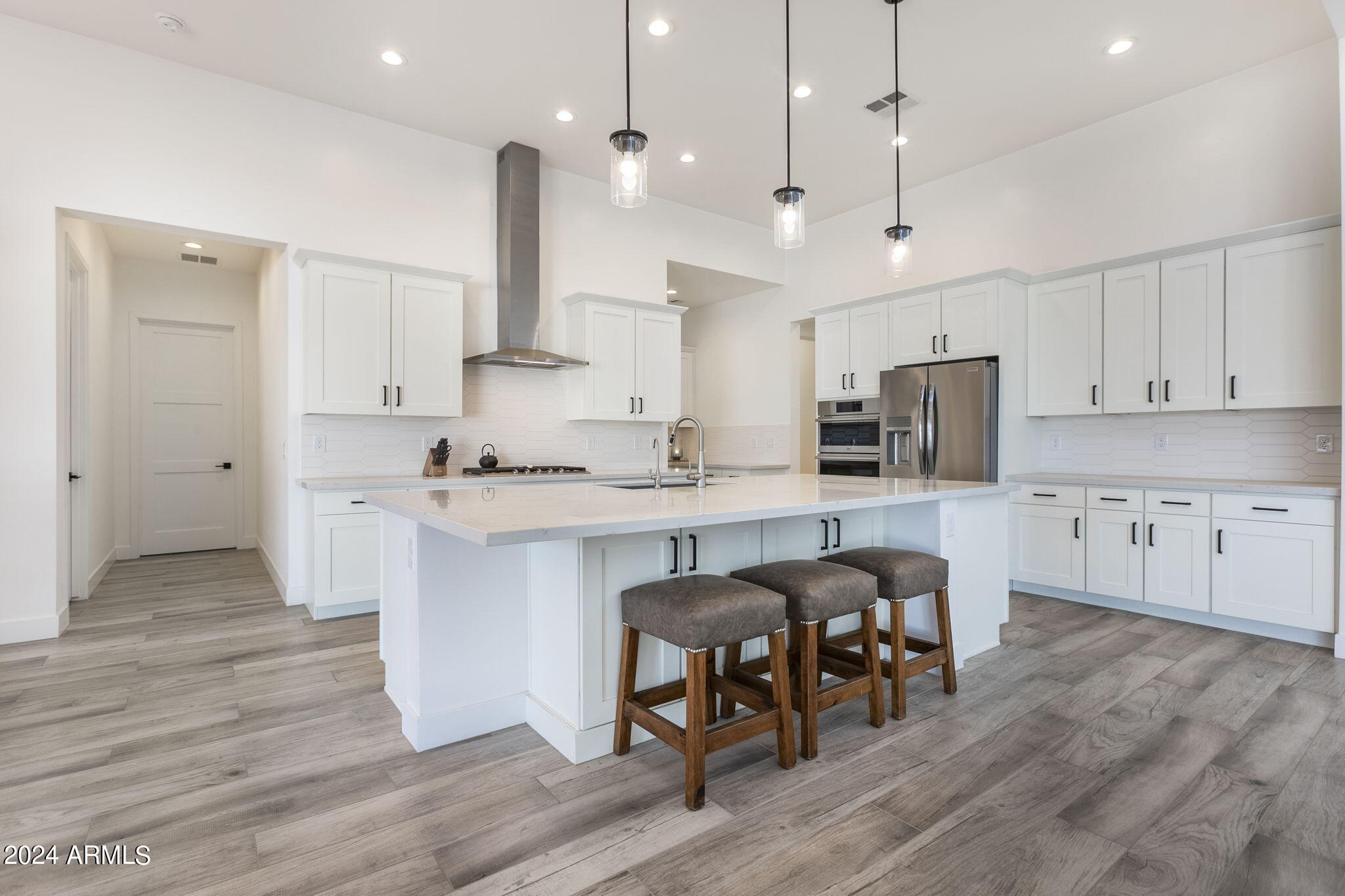 3311 W DESERT DAWN Drive