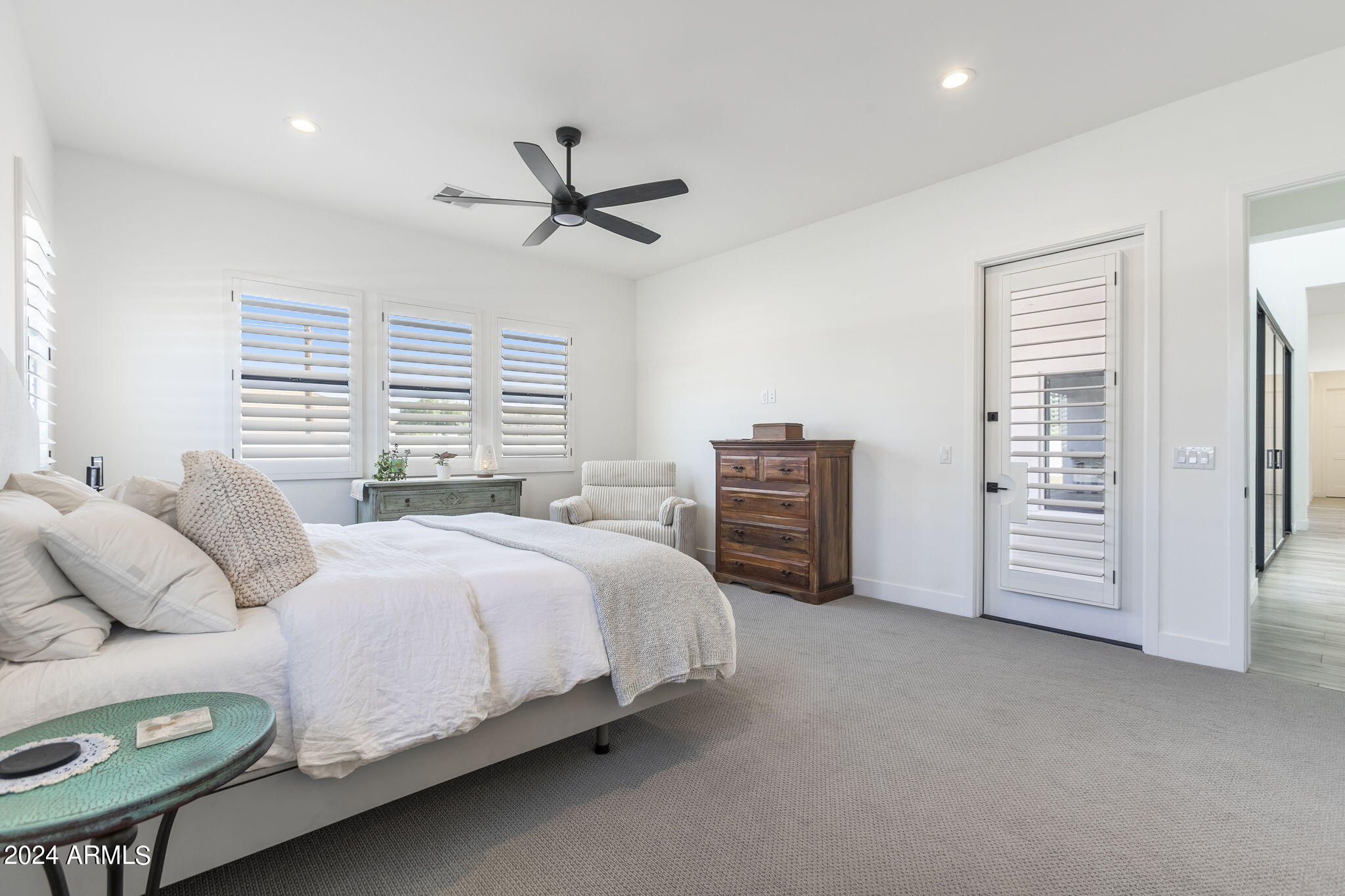 3311 W DESERT DAWN Drive