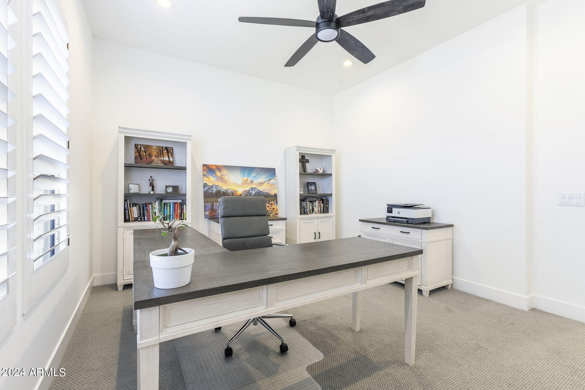 3311 W DESERT DAWN Drive