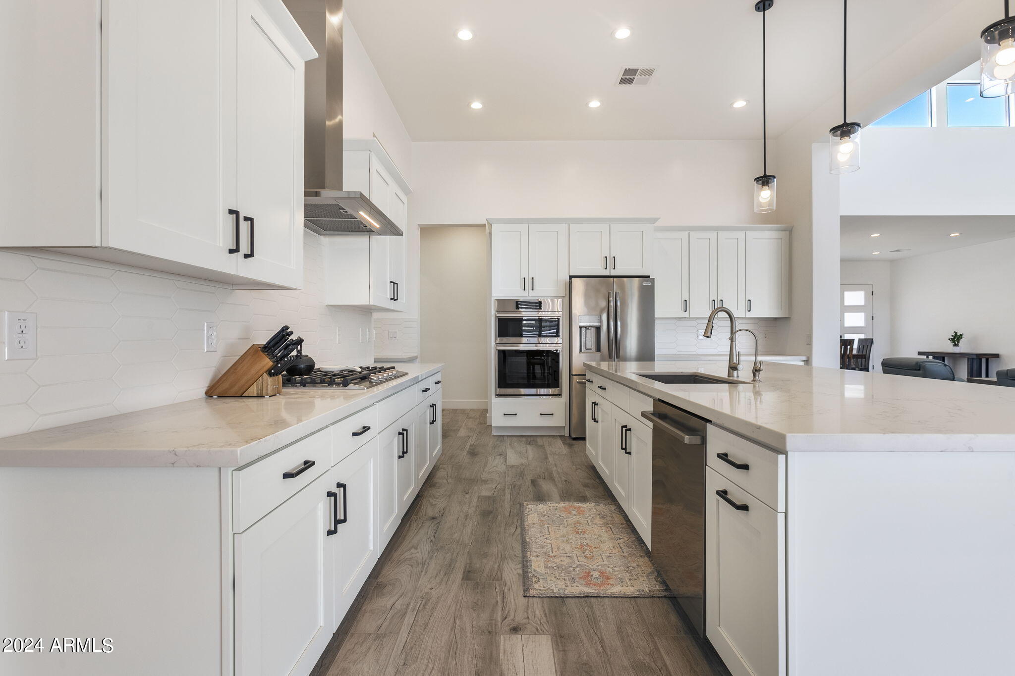 3311 W DESERT DAWN Drive