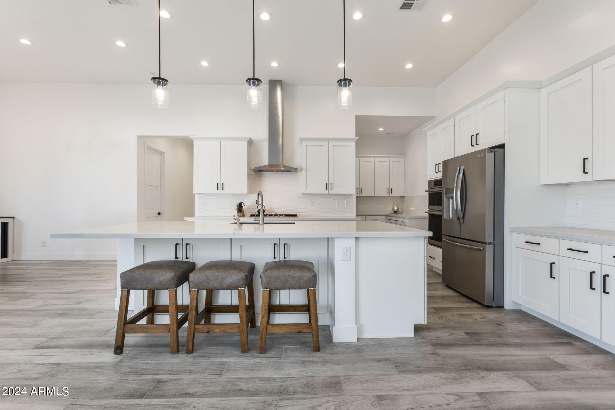 3311 W DESERT DAWN Drive