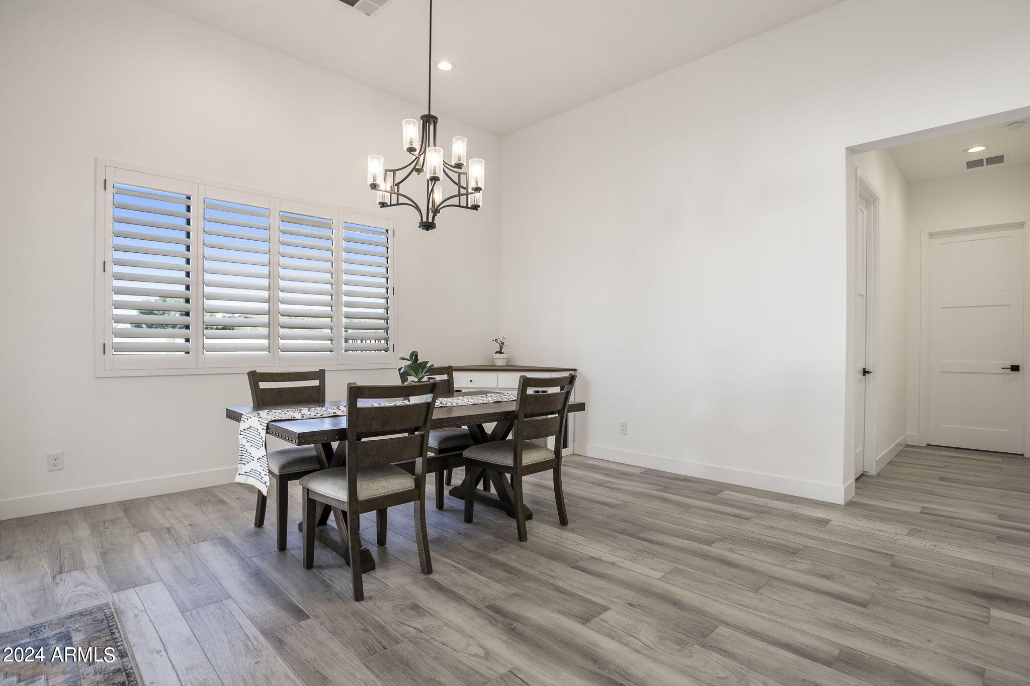 3311 W DESERT DAWN Drive