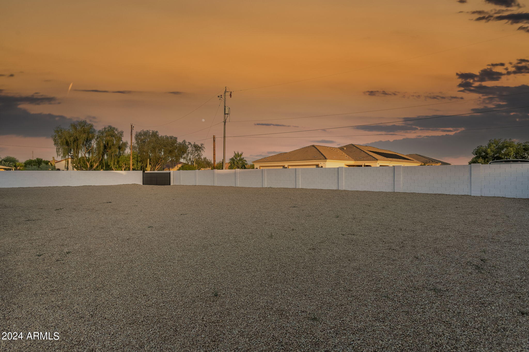 3311 W DESERT DAWN Drive