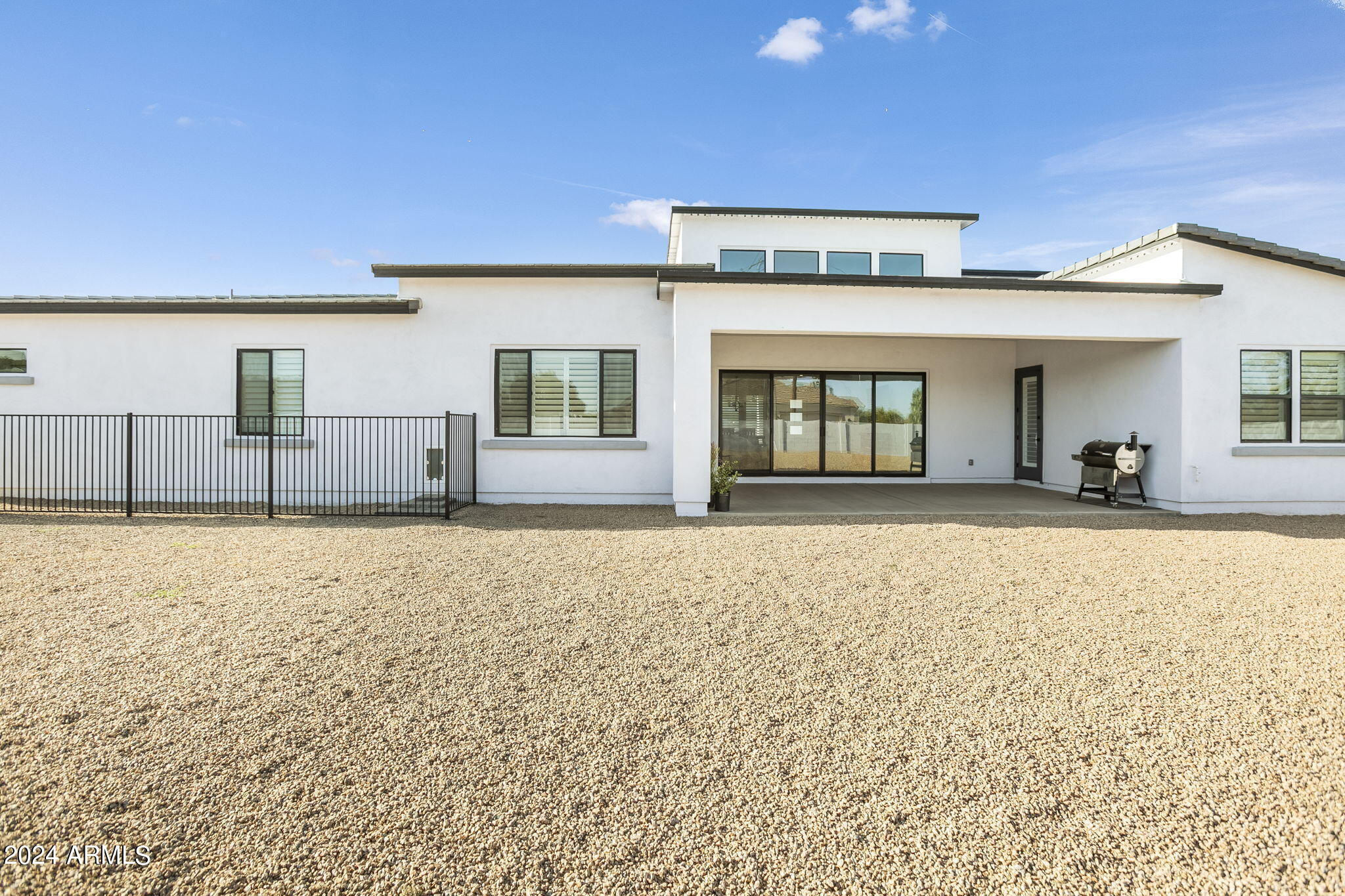 3311 W DESERT DAWN Drive