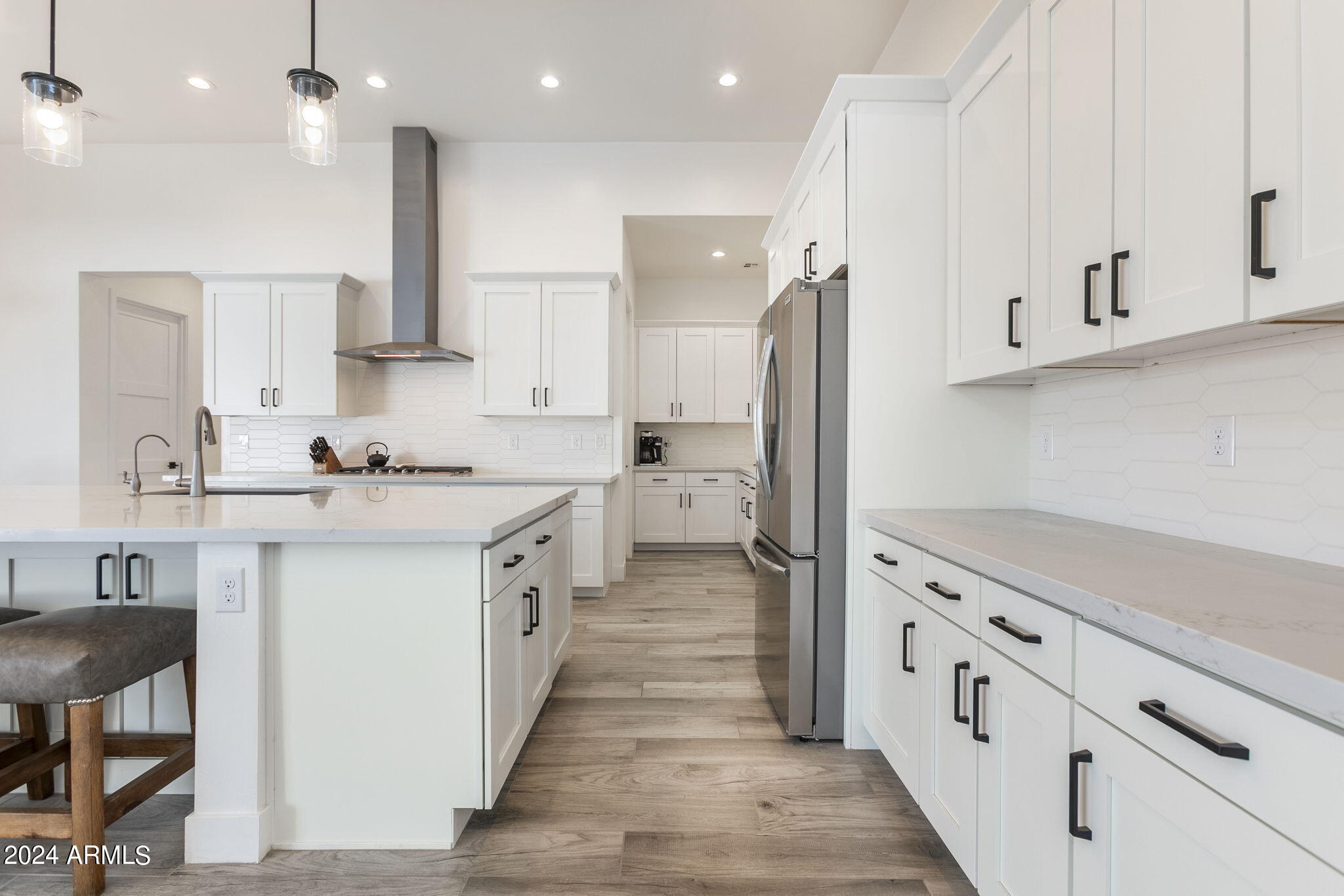 3311 W DESERT DAWN Drive