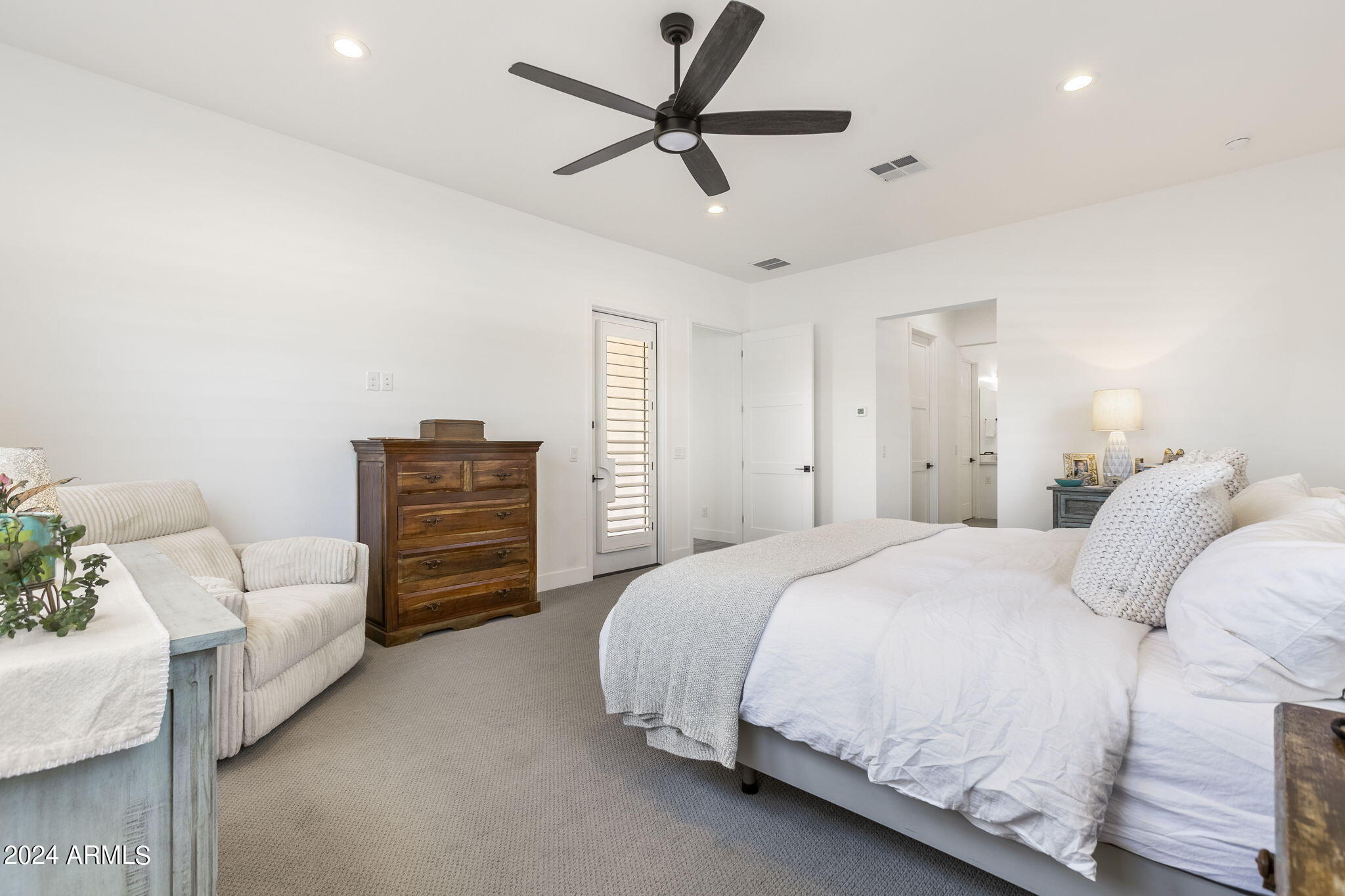 3311 W DESERT DAWN Drive