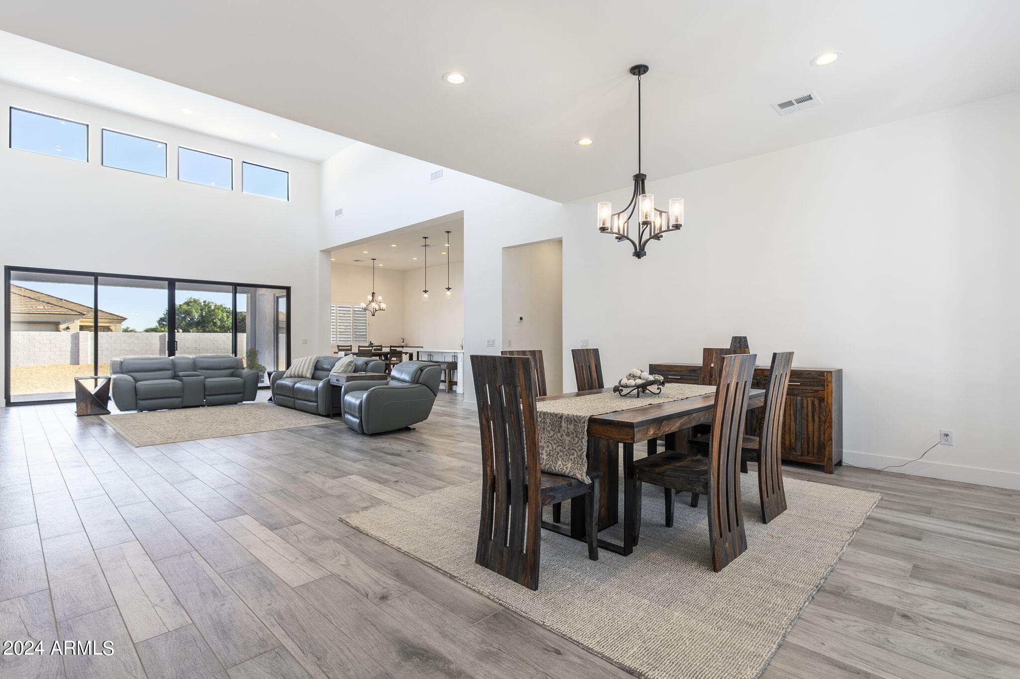 3311 W DESERT DAWN Drive