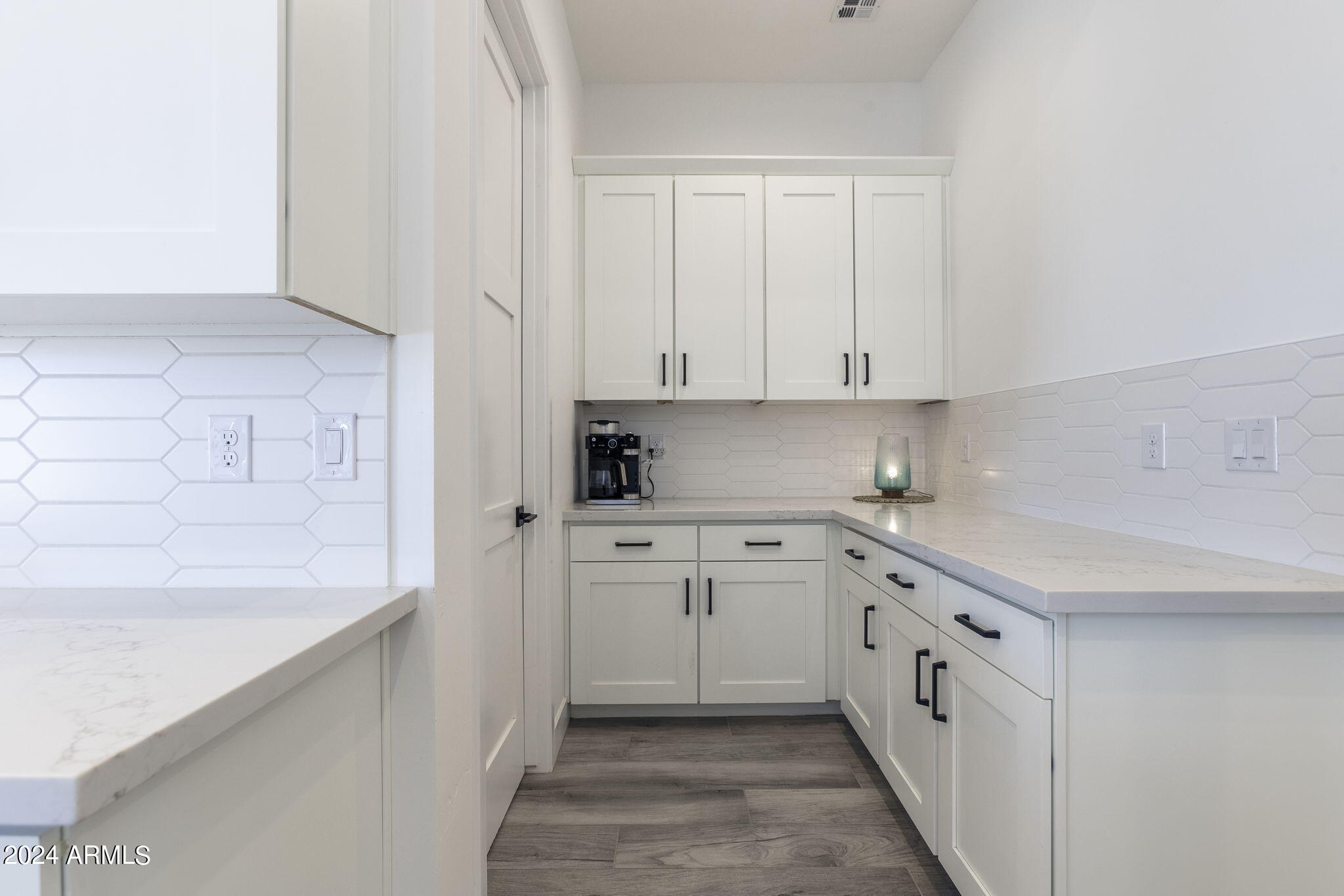 3311 W DESERT DAWN Drive