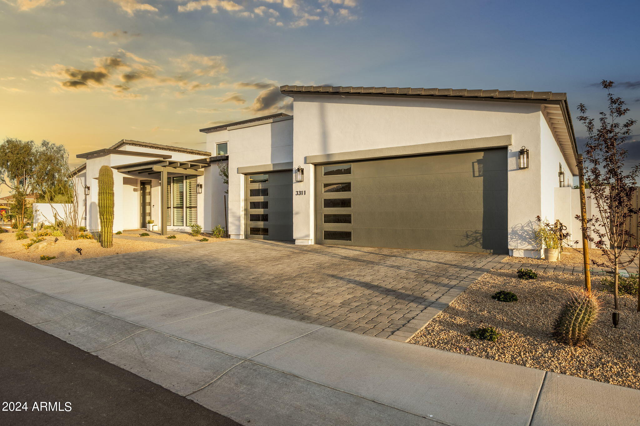 3311 W DESERT DAWN Drive