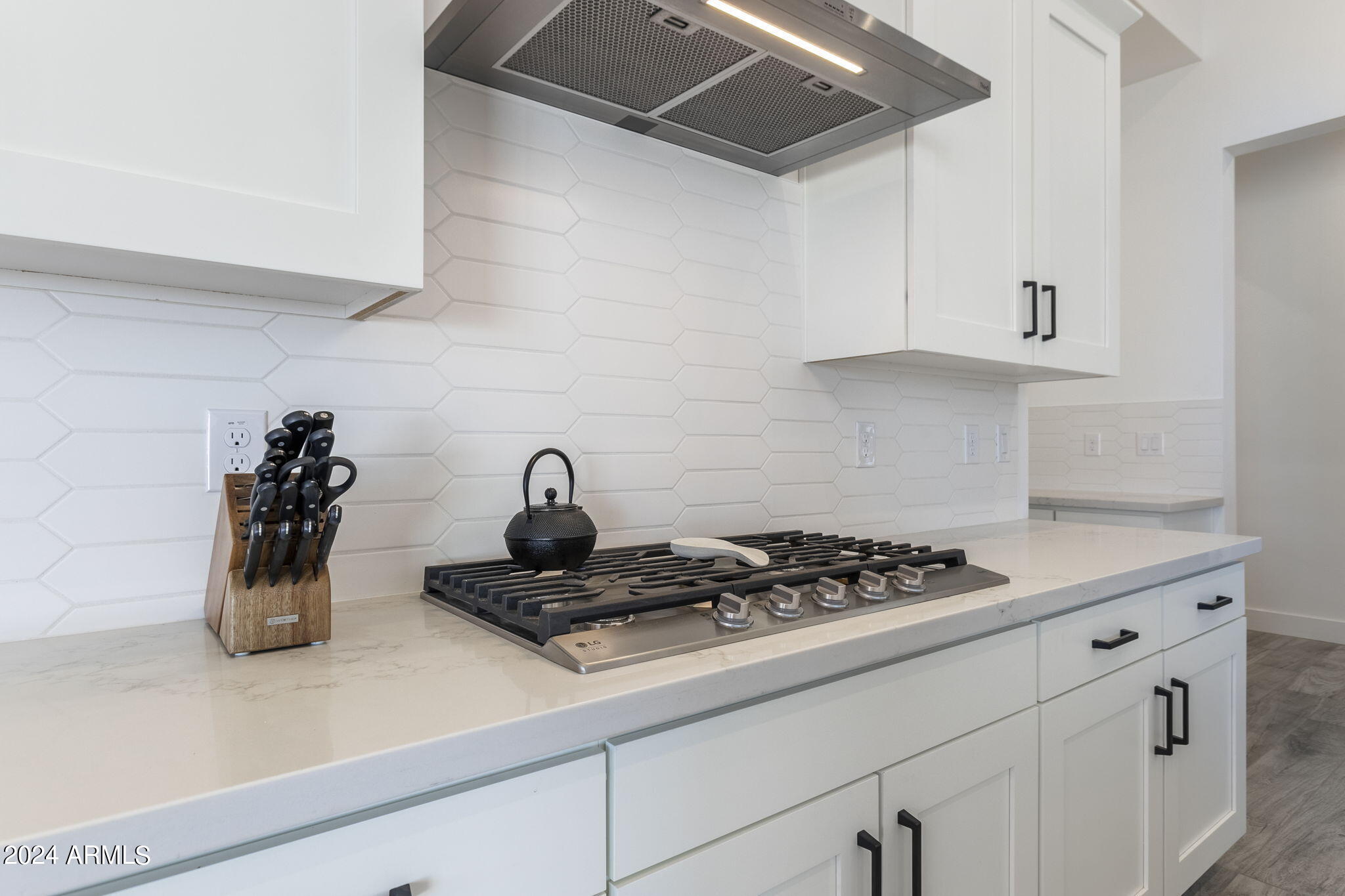 3311 W DESERT DAWN Drive