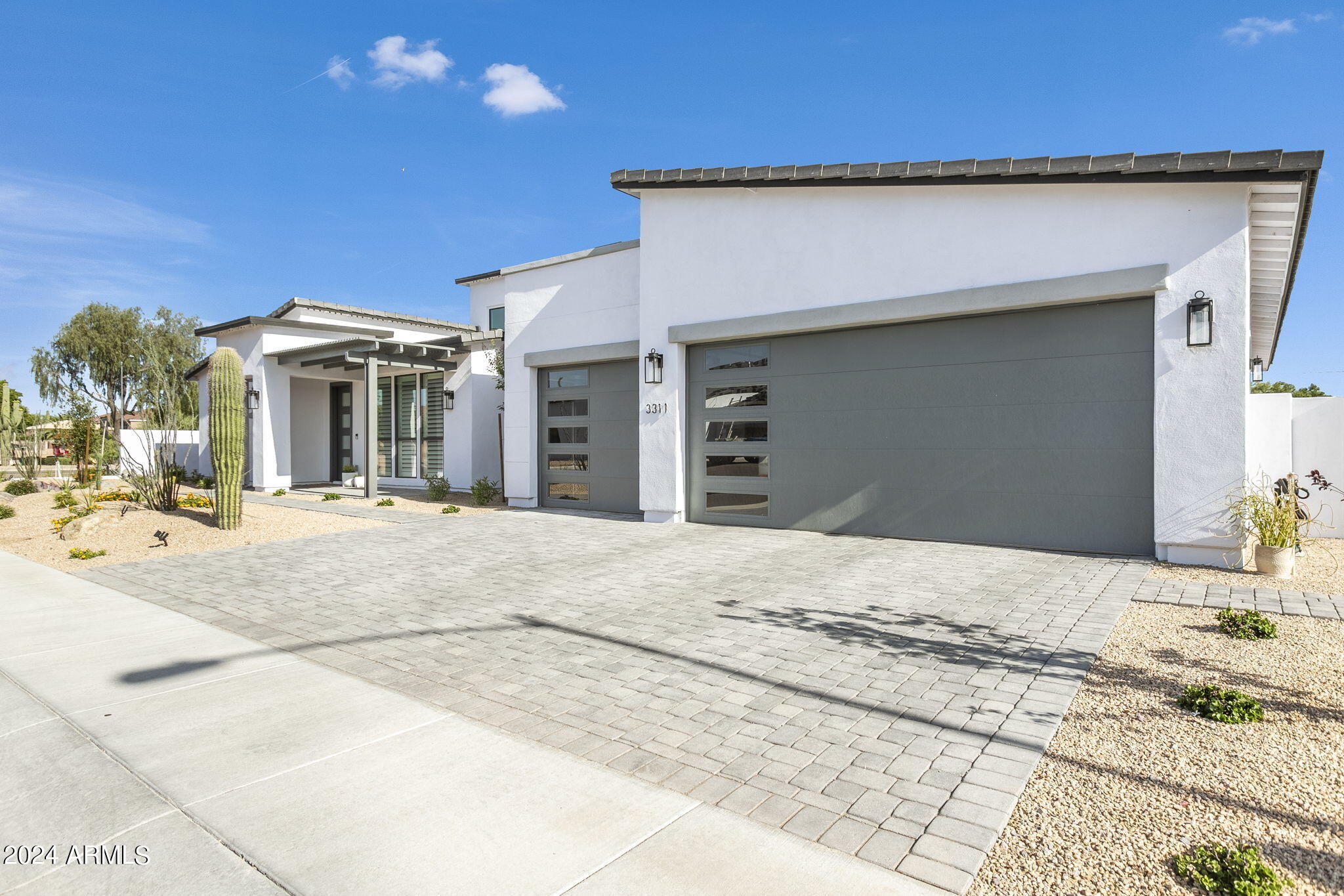 3311 W DESERT DAWN Drive